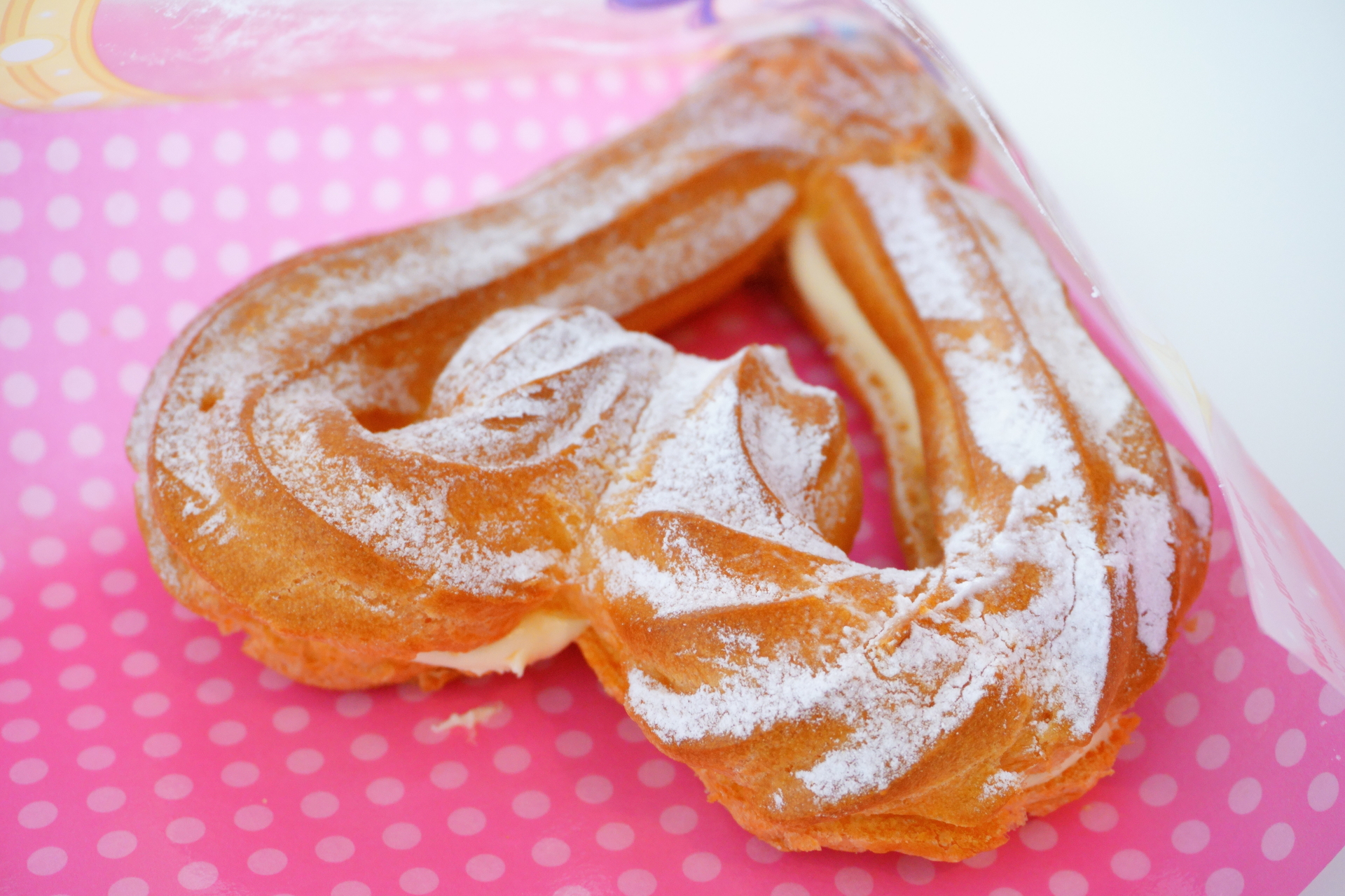 ハートのリングシュー ストロベリー（750円）