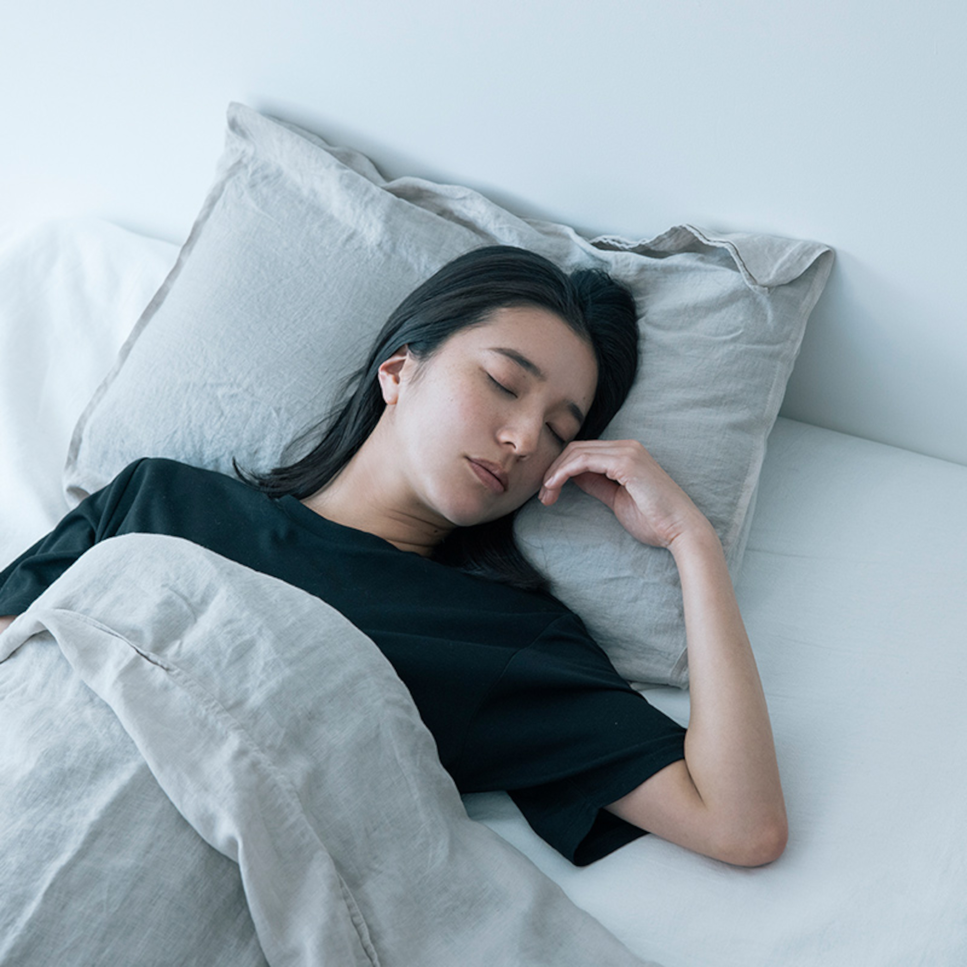 夏場の半袖・ショートパンツのスタイルでも高い支持を得ているという。価格は上下セットで9240円