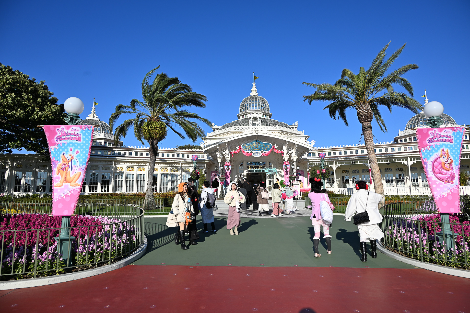 一部レストランではイベントデザインの装飾も楽しめる。写真は「クリスタルパレス・レストラン」