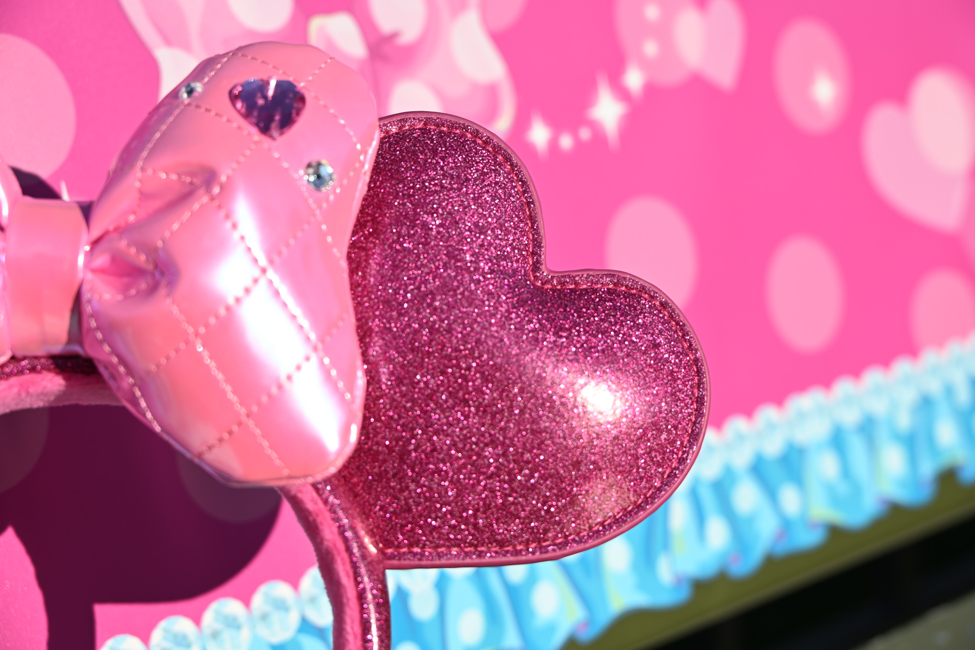 ハートシェイプのミッキーイヤー部分