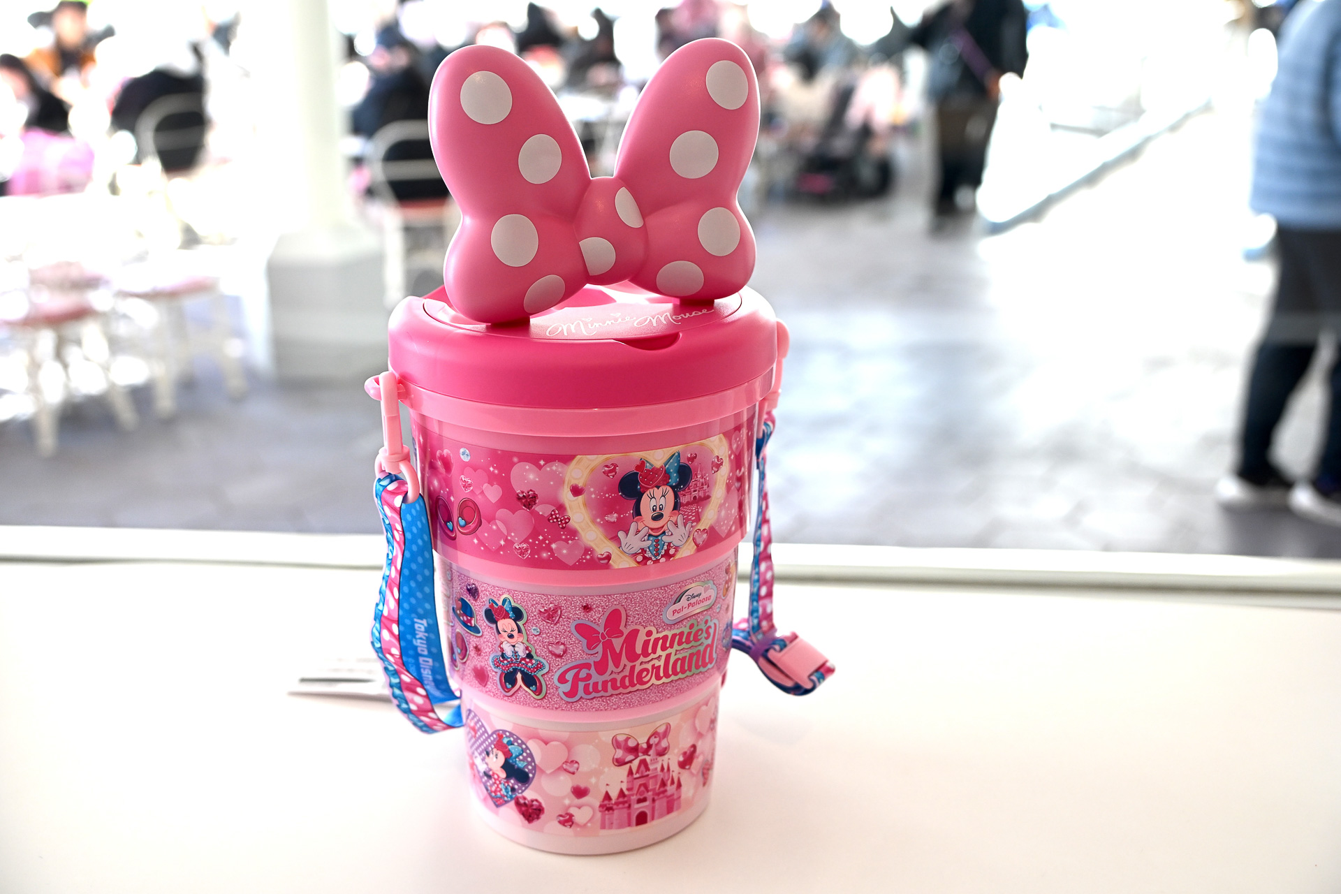 「ポップコーン、バケット付き/BBポップコーン、バケット付き」（3000円/3200円）