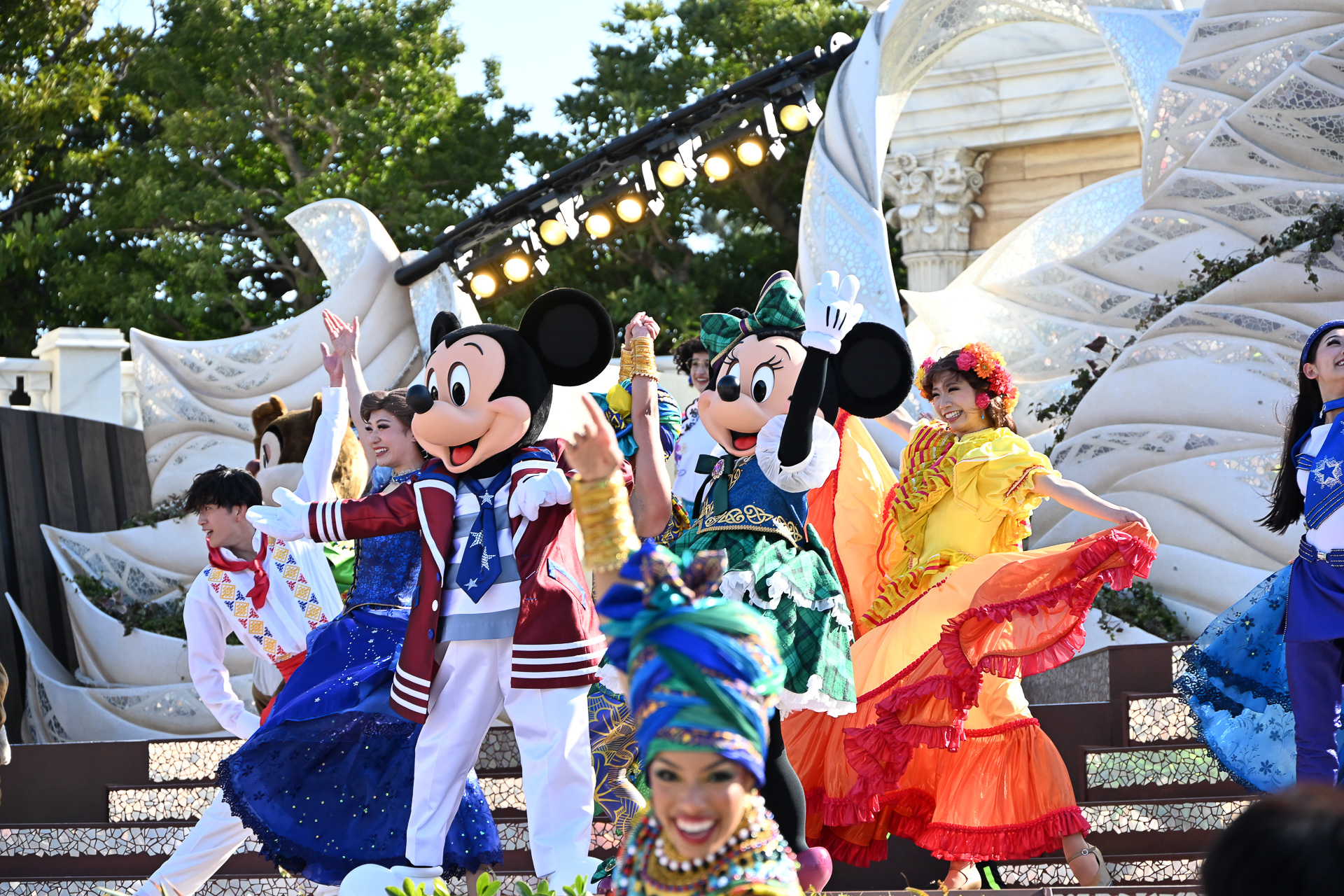 新規ステージショー「ダンス・ザ・グローブ！」は必ず鑑賞しておきたい