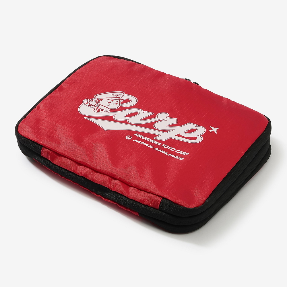 JAL×カープ トラベル圧縮オーガナイザー（Sサイズ 2530円、Mサイズ2860円）