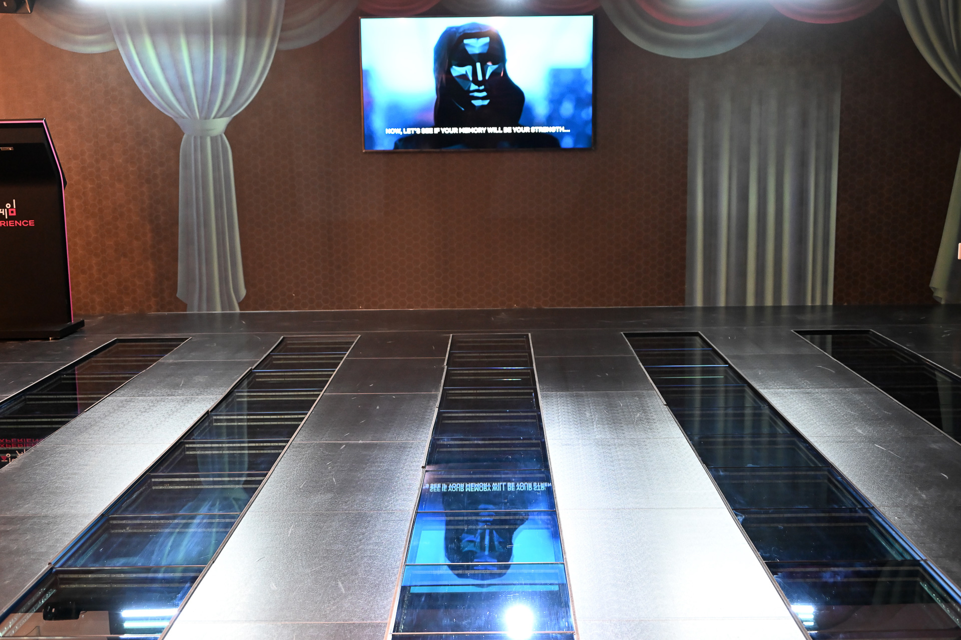 「ガラスの橋（MEMORY STEPS）」のエリア