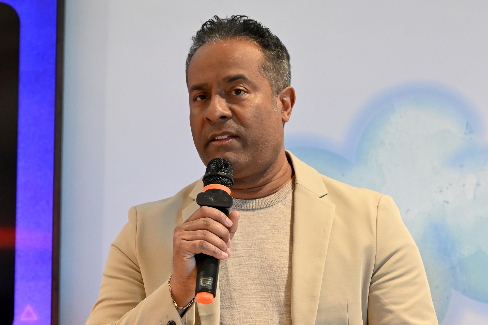 Kingsmen Creatives Ltd Senior Executive Vice President Corey Redmond氏