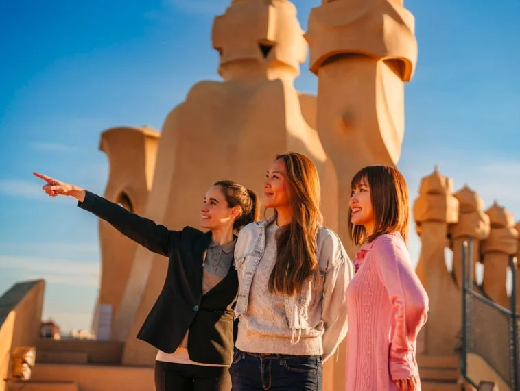 こちらもガウディ作のカサ・ミラ