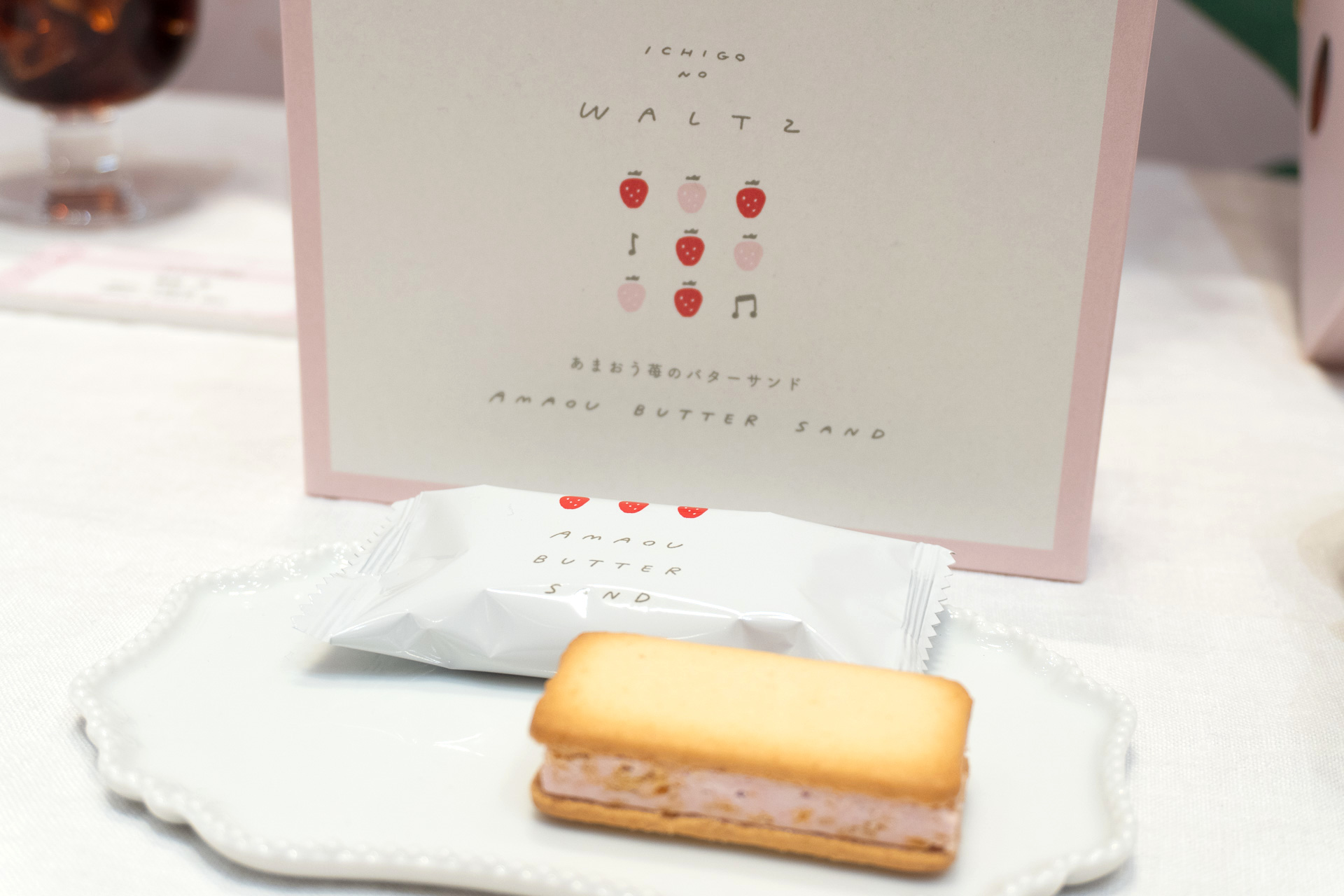 苺のワルツの「あまおう苺のバターサンド」（5個入り993円）