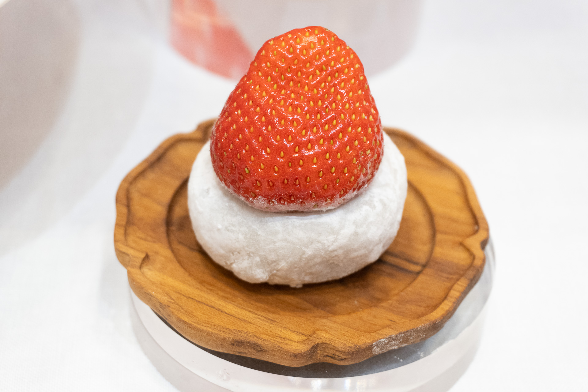 旬果瞬菓 共楽堂「大いちご大福」540円