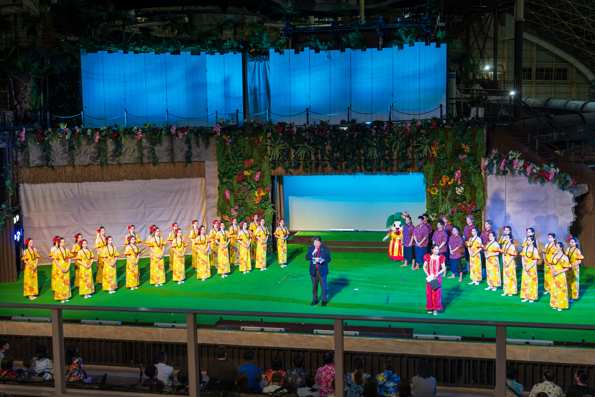 ポリネシアン・グランドステージにして行なわれたフィナーレセレモニー