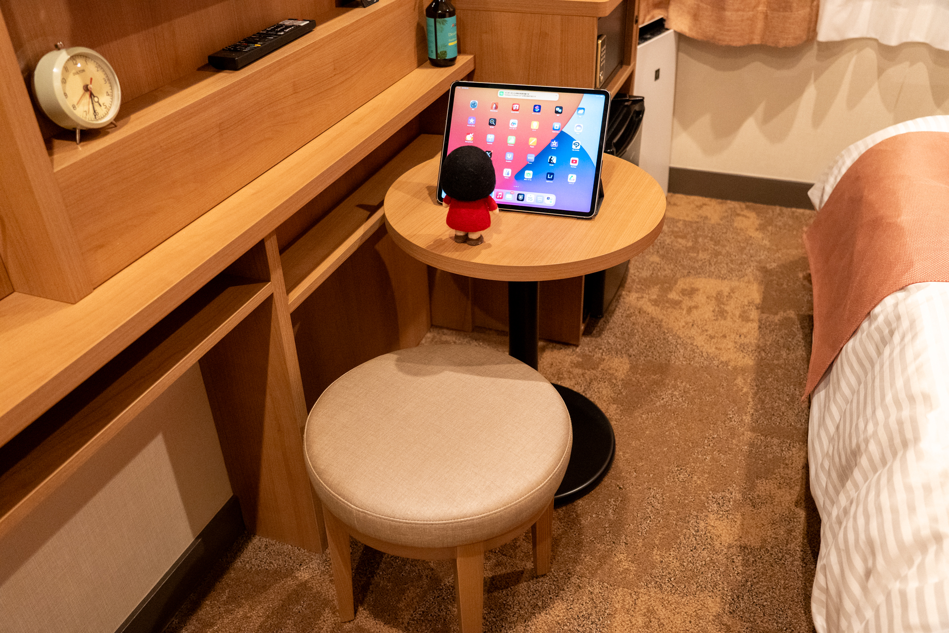 ノートPCを広げられるスペースもある