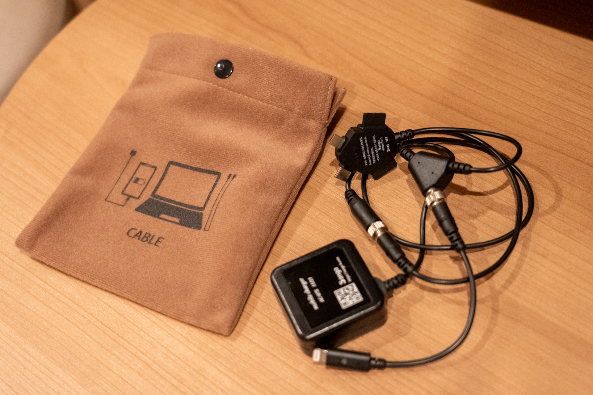 ケーブルも完備