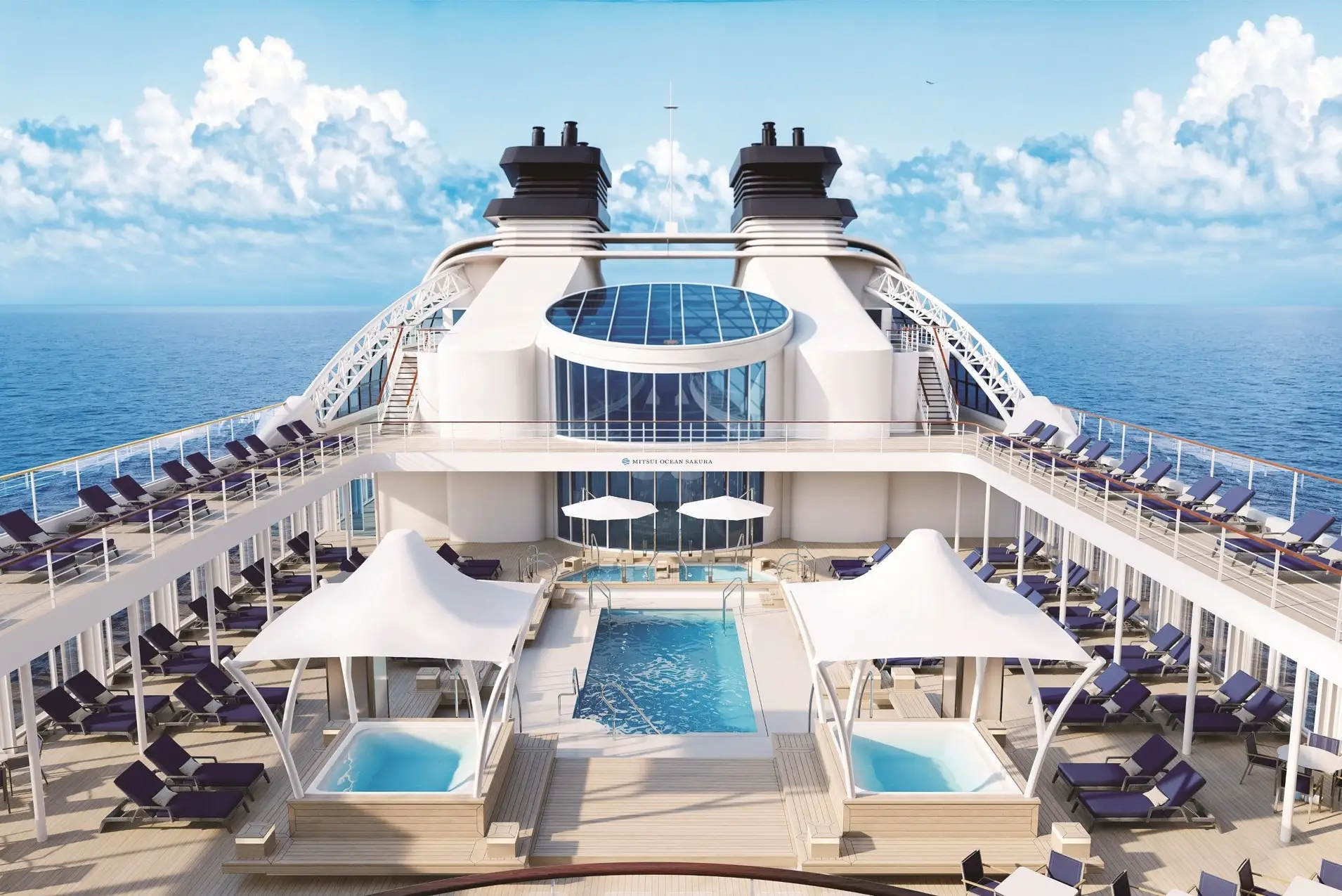 足湯も備える新船