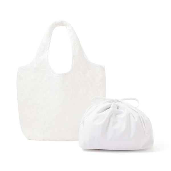 取り外しできるランチバッグ レース（2色、2600円）