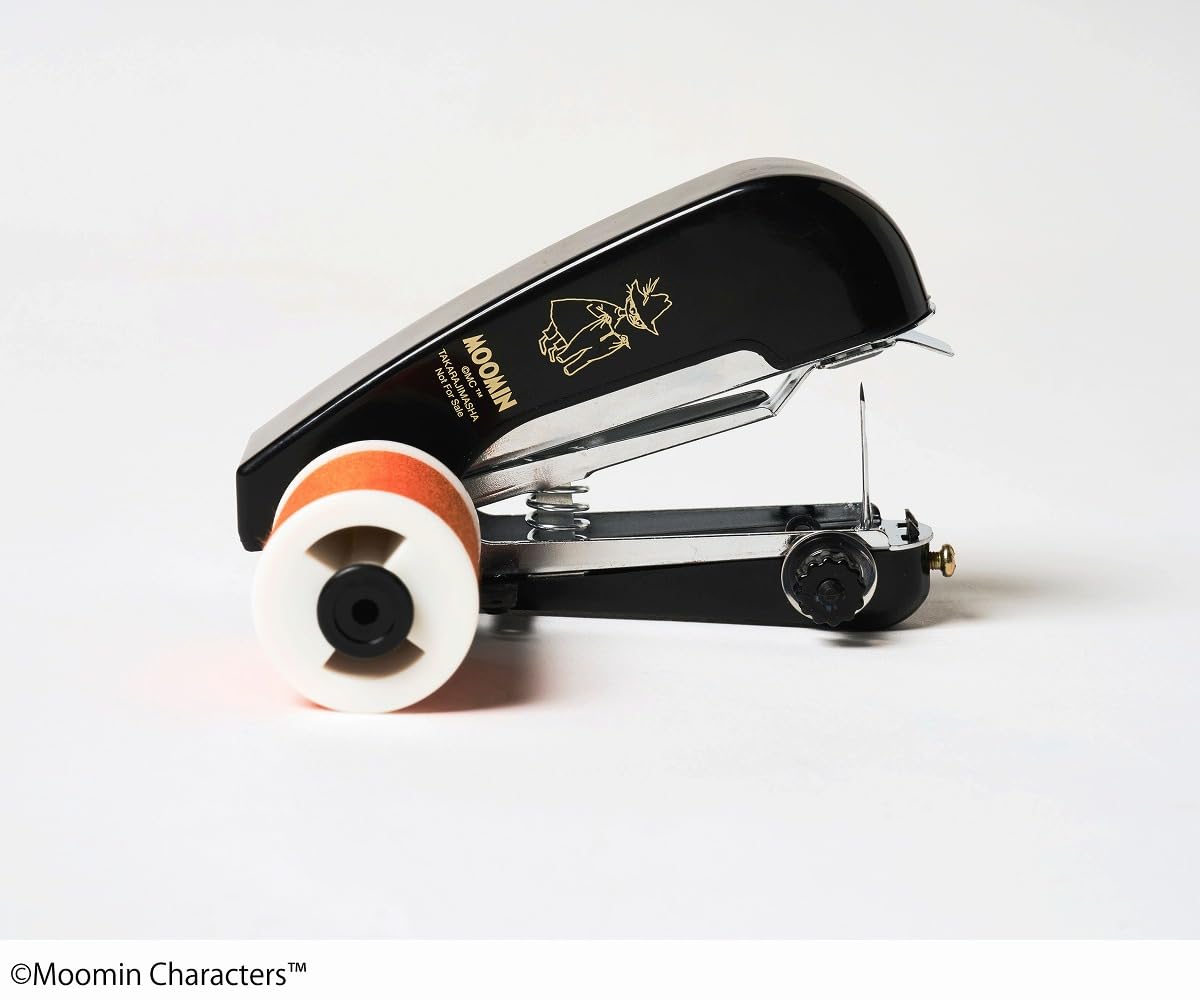 ホッチキスのように、手元でガチャガチャ押していくことで縫える