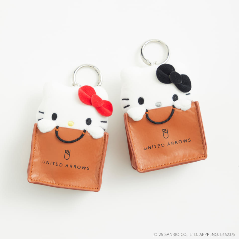 70年代キティのハンカチ＆ポーチ発売！ ユナイテッドアローズ/ハロー