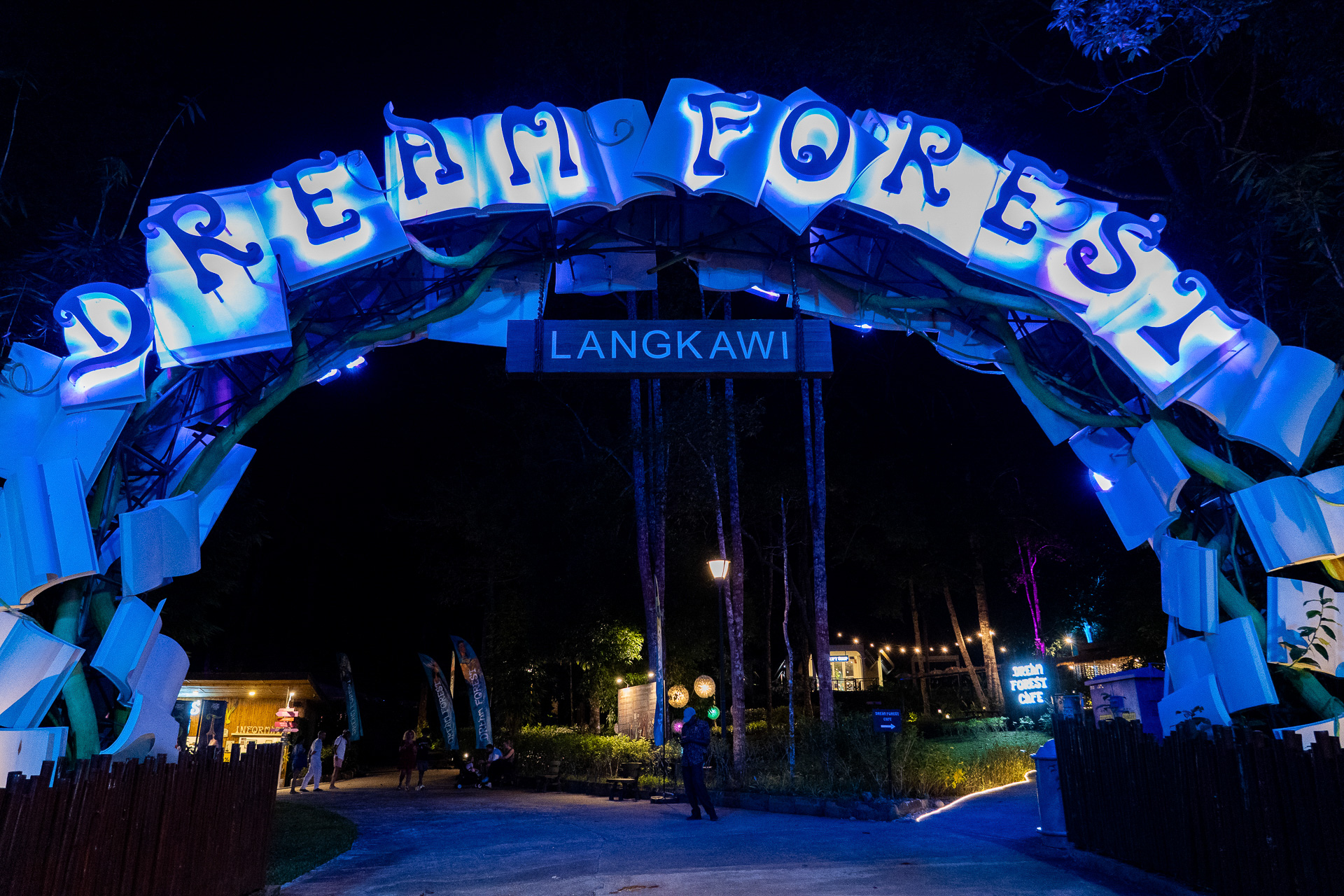 公式インスタによると“マレーシア初のイマーシブ・ナイトアトラクション”