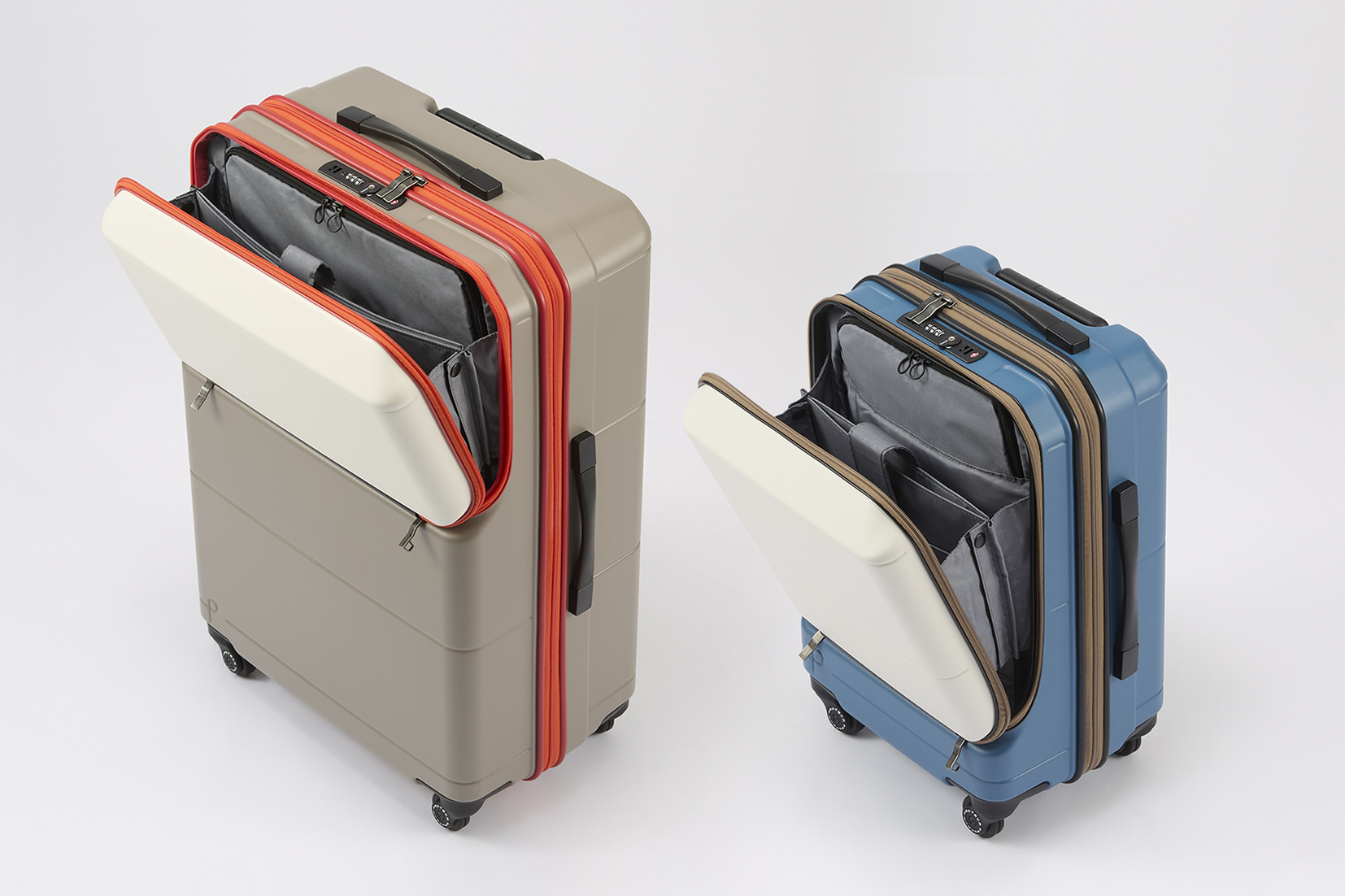 横にせずとも開閉できるフロントポケット