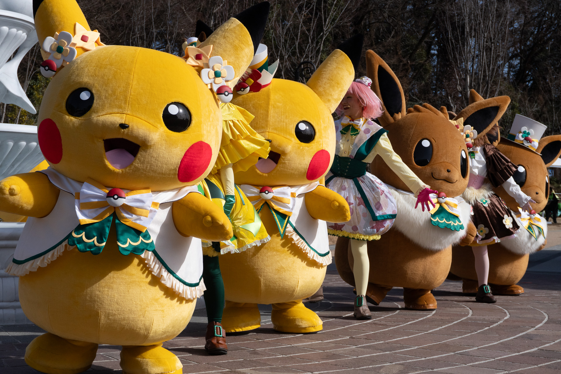 The "Pika-Vui Bubble Carnival" parade