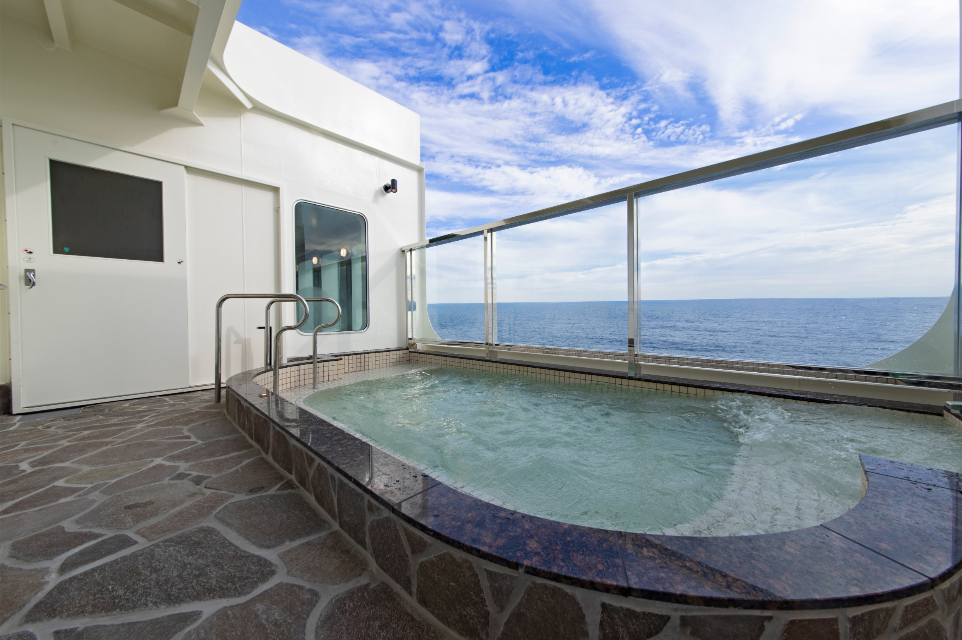 船内大浴場・露天風呂