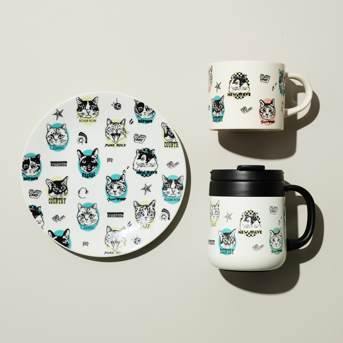 プレート（2420円）、マグカップ（2200円）、ステンレスマグ（3080円）