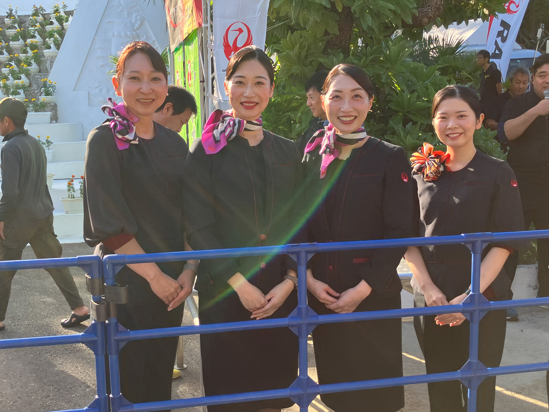 JACとRACの客室乗務員