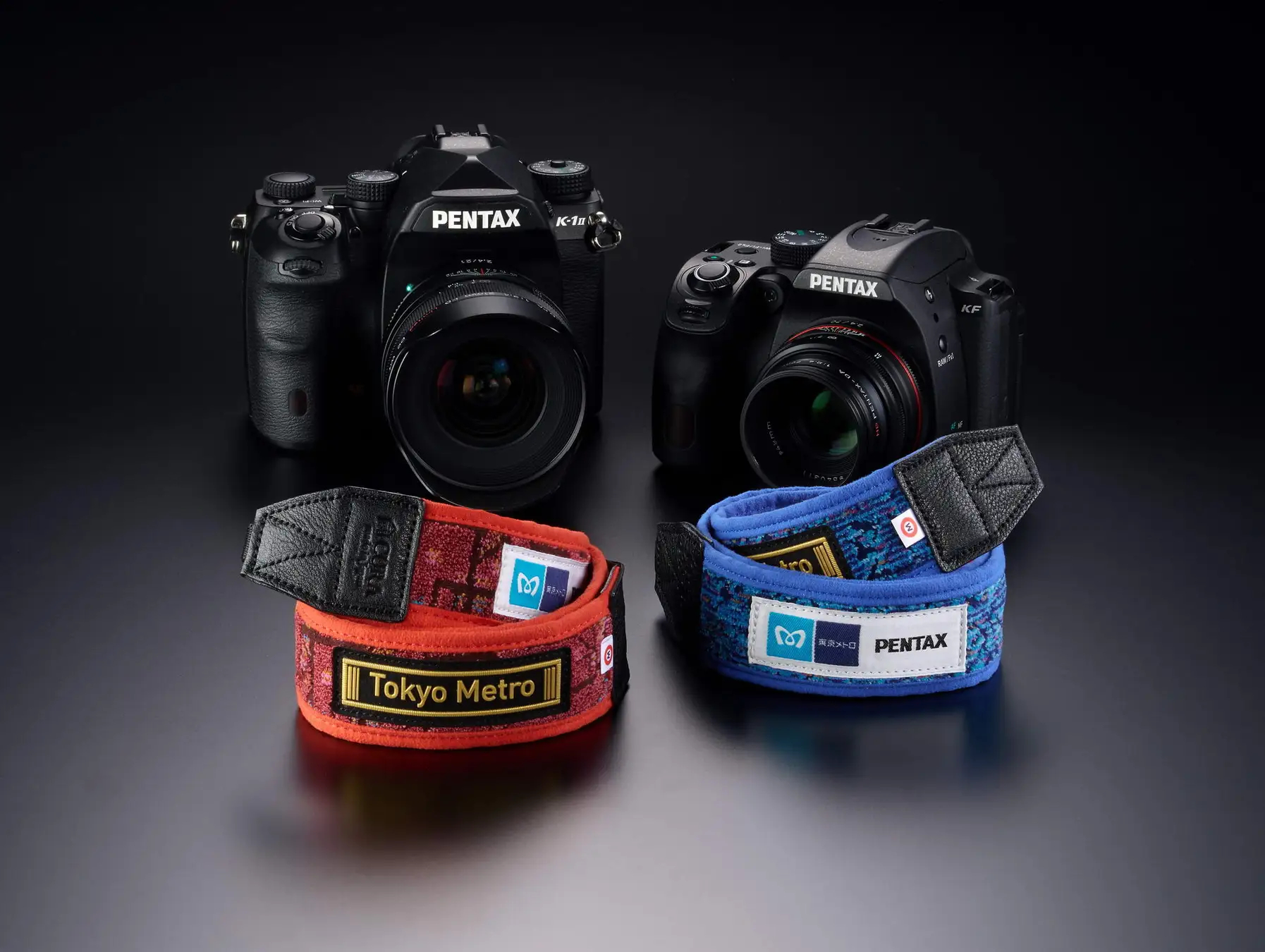 東京メトロとPENTAXのロゴ入りカメラストラップ（カメラは別売）