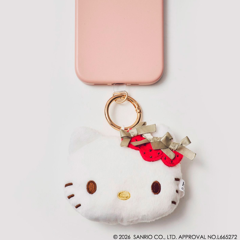 スマホストラップホルダーも備わる