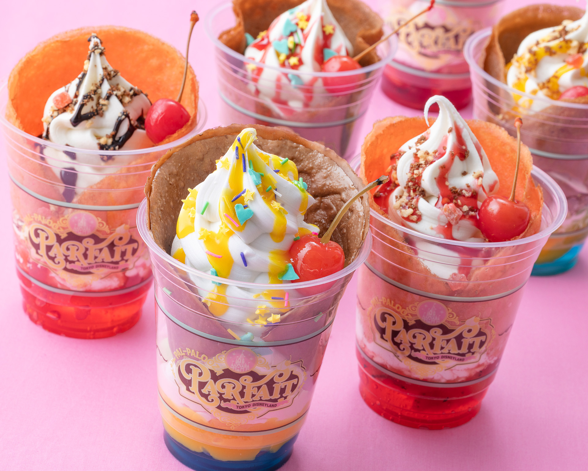 「パルパルーザ・パルフェ」は、ワールドバザールの「アイスクリームコーン」で販売