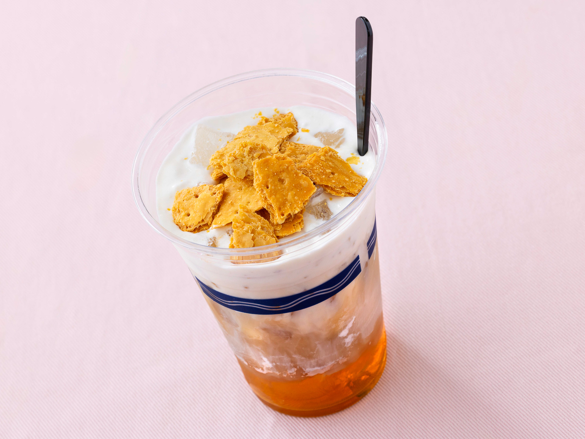 ラ・タベルヌ・ド・ガストン「スペシャルカクテル（ラム、アップルパイシロップ）」（830円）