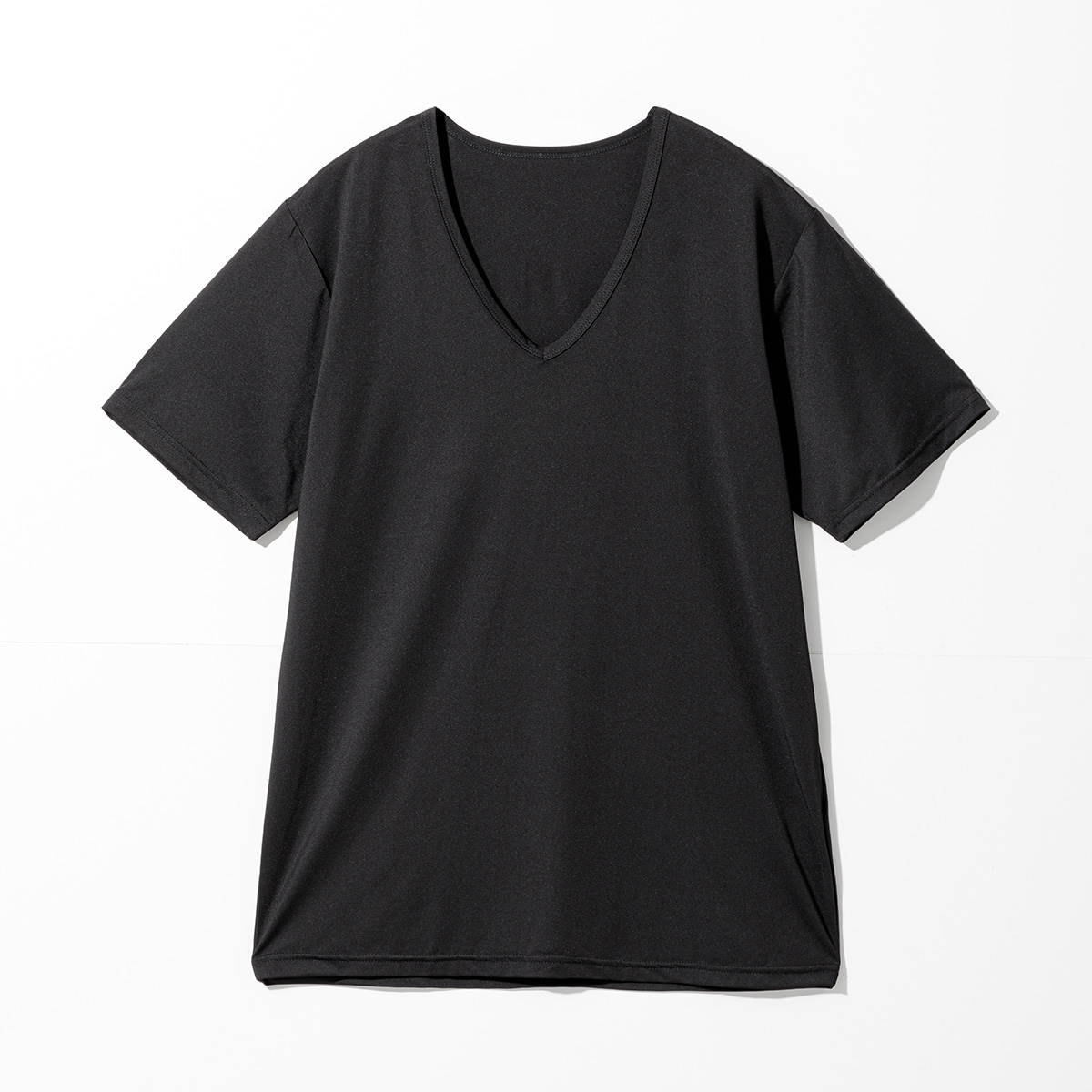 MENS 着るだけで疲労回復リカバリーウェア VネックTシャツ（1490円）