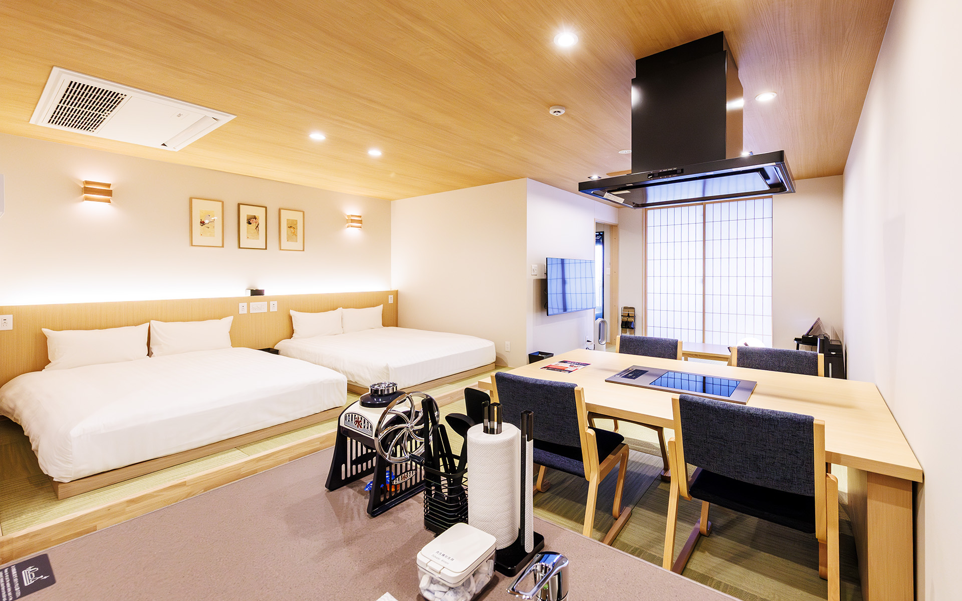 ダイニングの横が就寝スペース