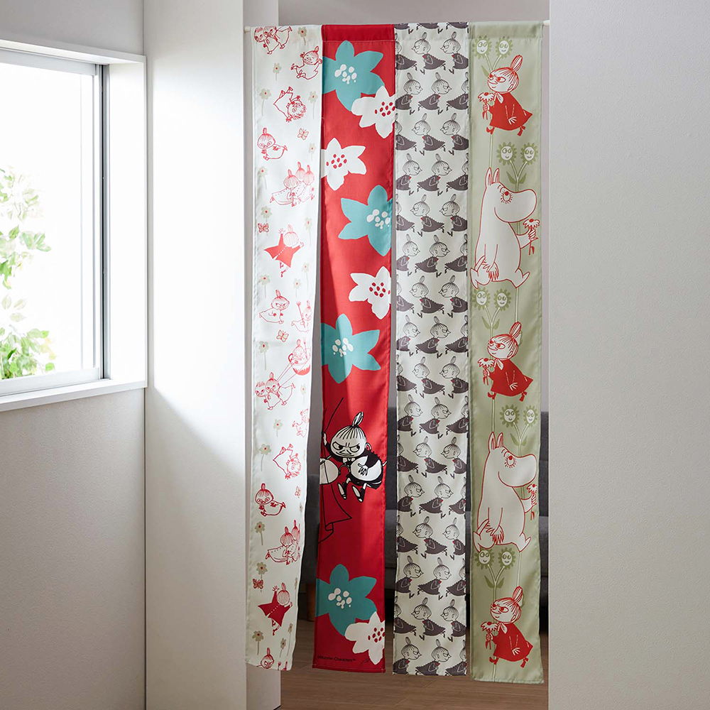 プリント4連のれん「ムーミン」（3990円）