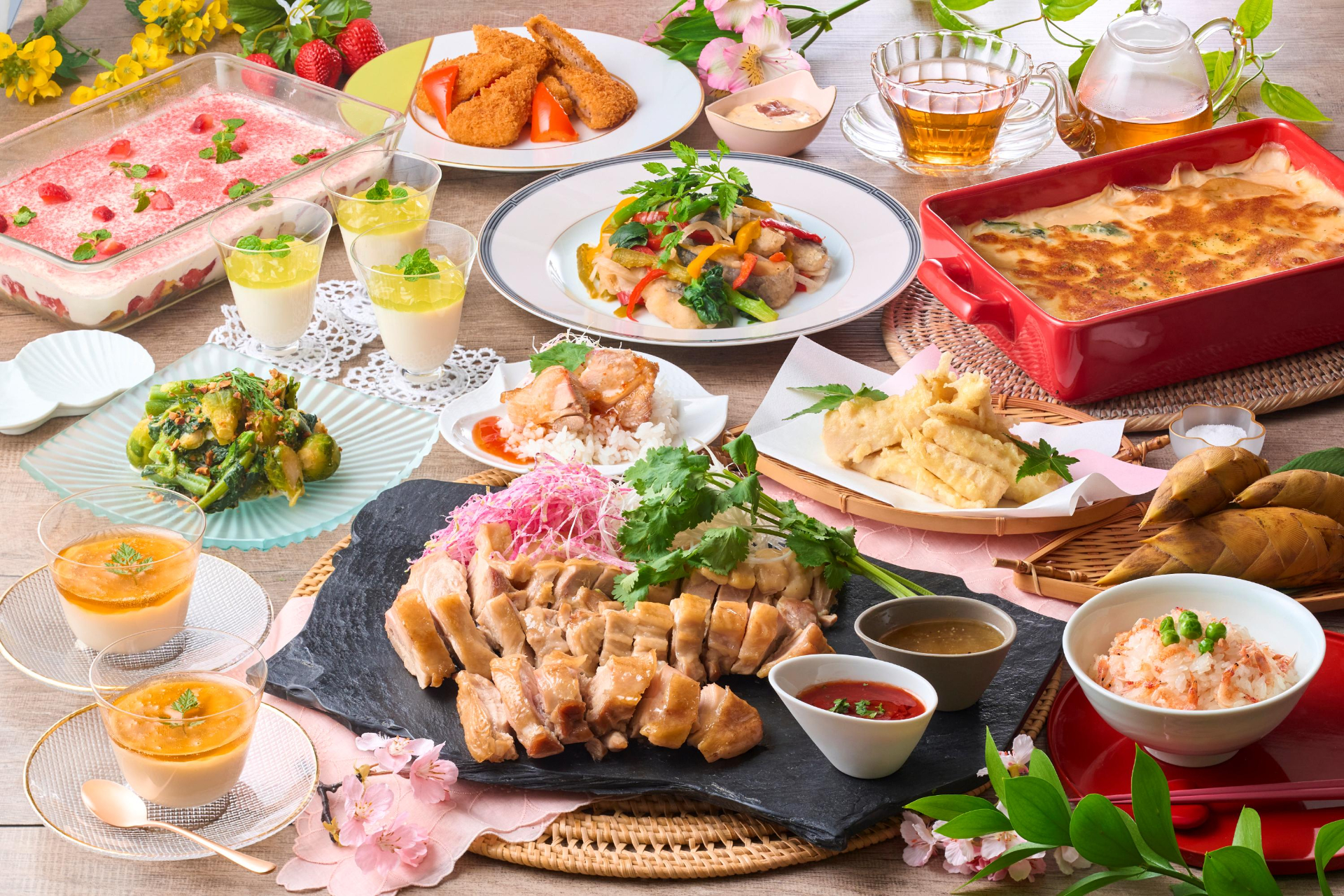 春限定メニューは筍の天ぷら、桜えびご飯、シンガポール風チキンライス、いちごのティラミスなど