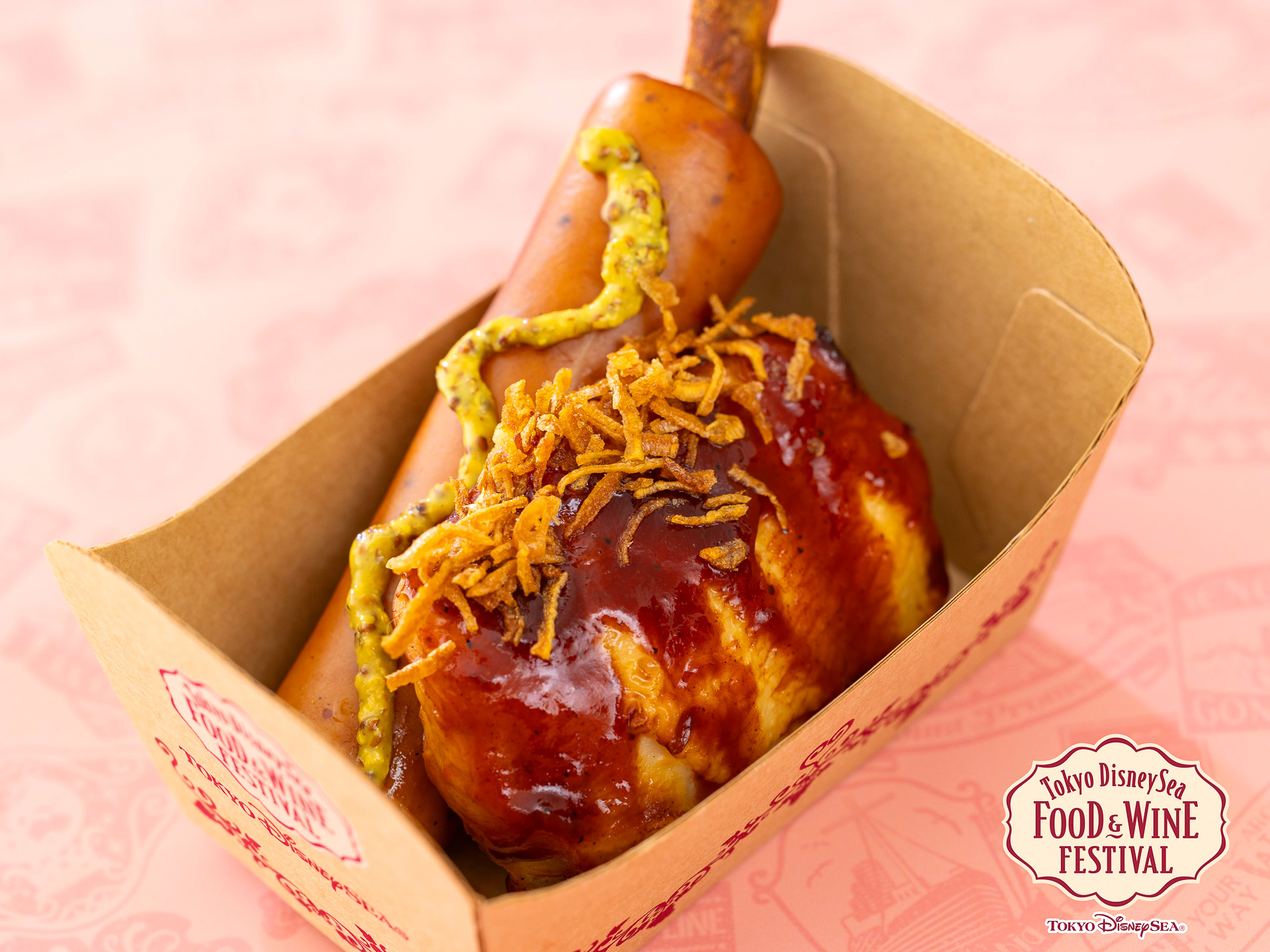 バーナクル・ビルズ「骨付きソーセージとチキンのBBQソース」（700円）