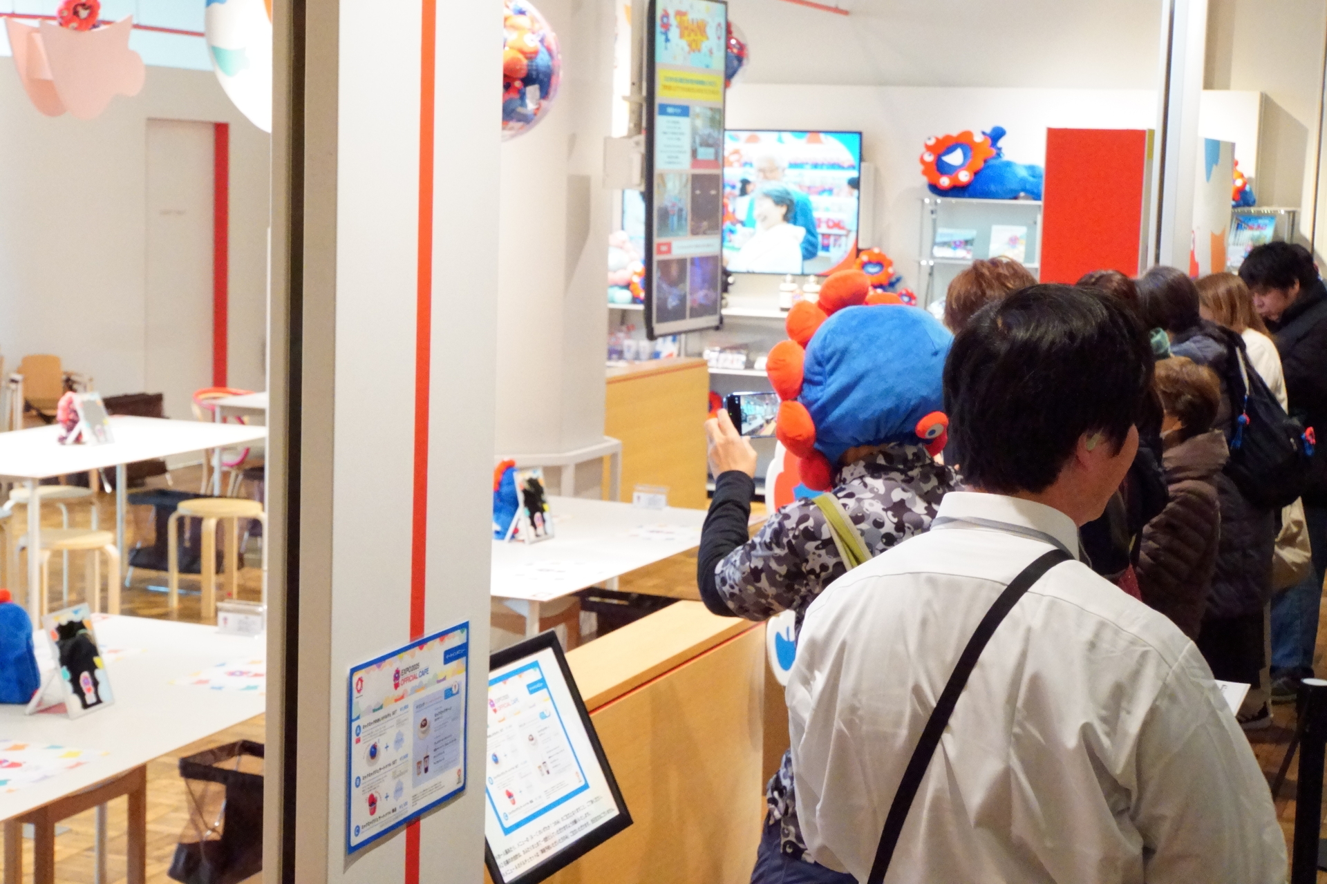 イートイン利用者の様子