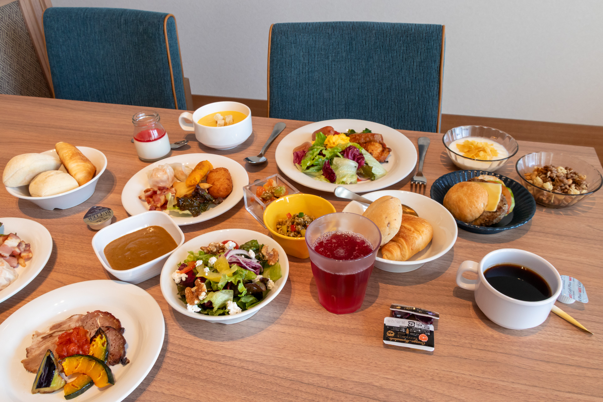 子供から大人までが楽しめる多種多様なメニューを用意