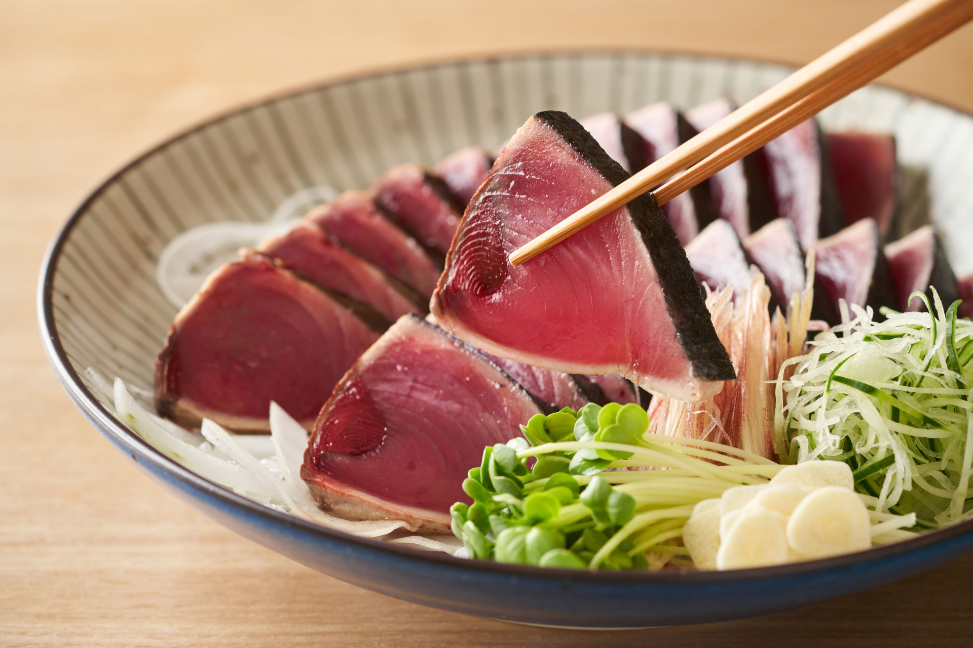 カツオのタタキ