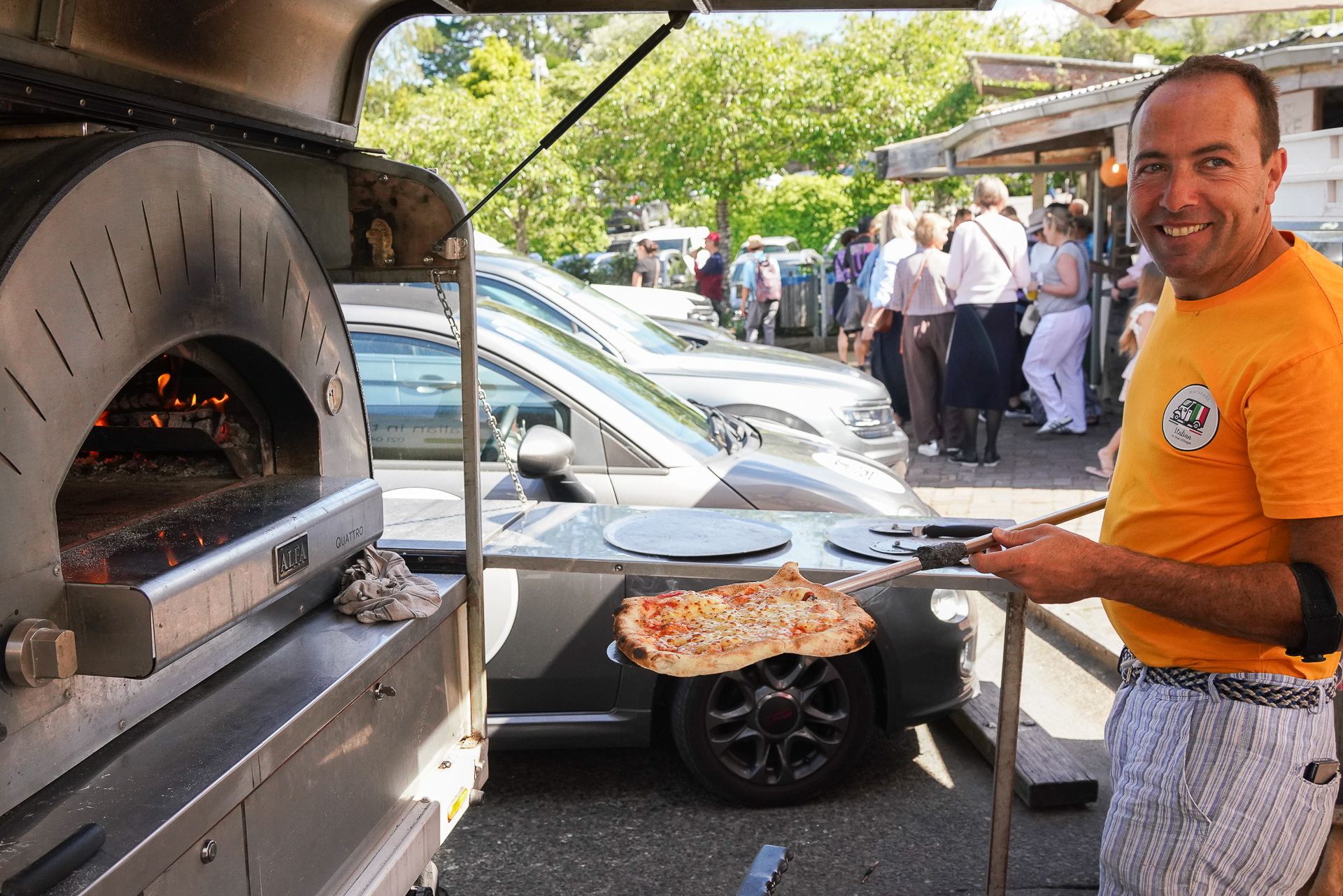 本格的なピザ釜でピザを提供していた「Matakana Italian in the village」