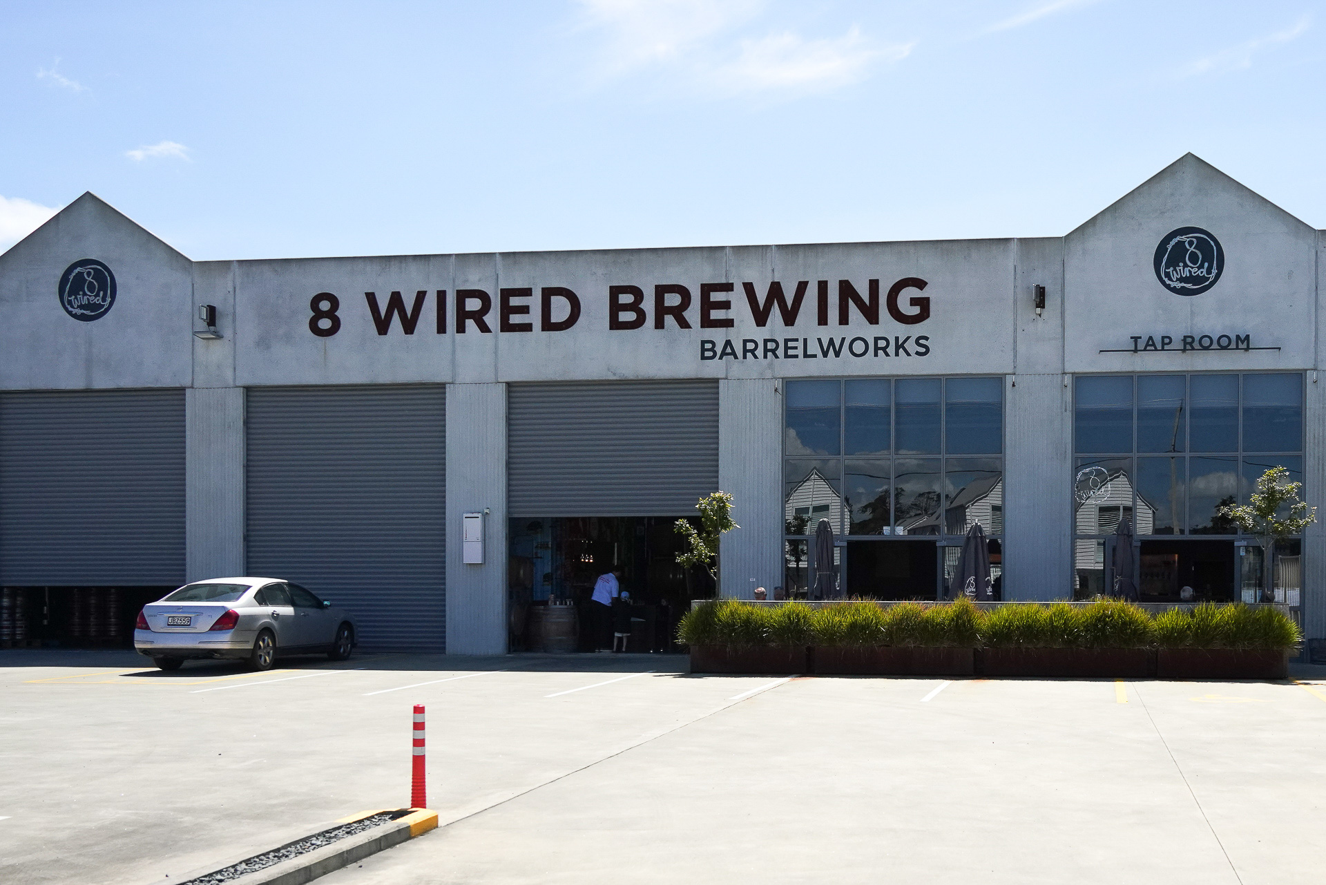 「8 Wired Brewing」はローカルビールの醸造所