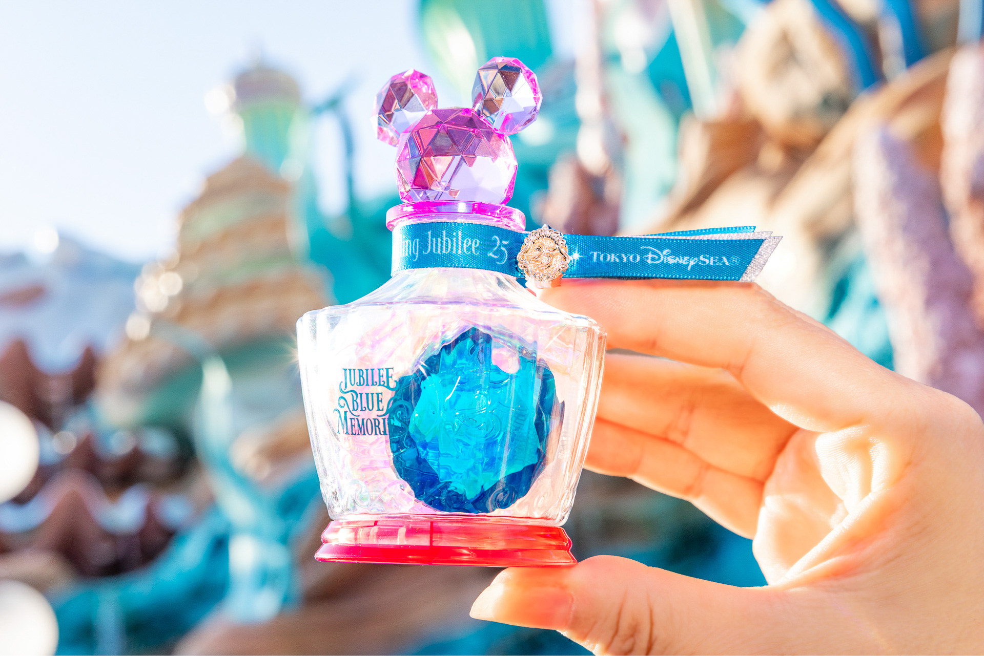 東京ディズニーシーが25周年の期間限定でジュビリーブルーメモリーズを発売する