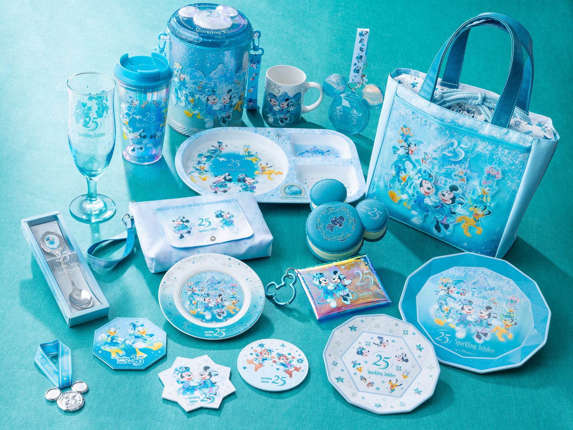 東京ディズニーシーは開園25周年のメニューやフードスーベニアを期間限定で販売する