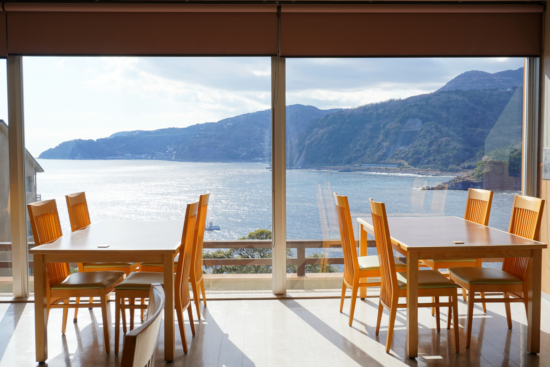 本館4階レストラン「綺羅（きら）」