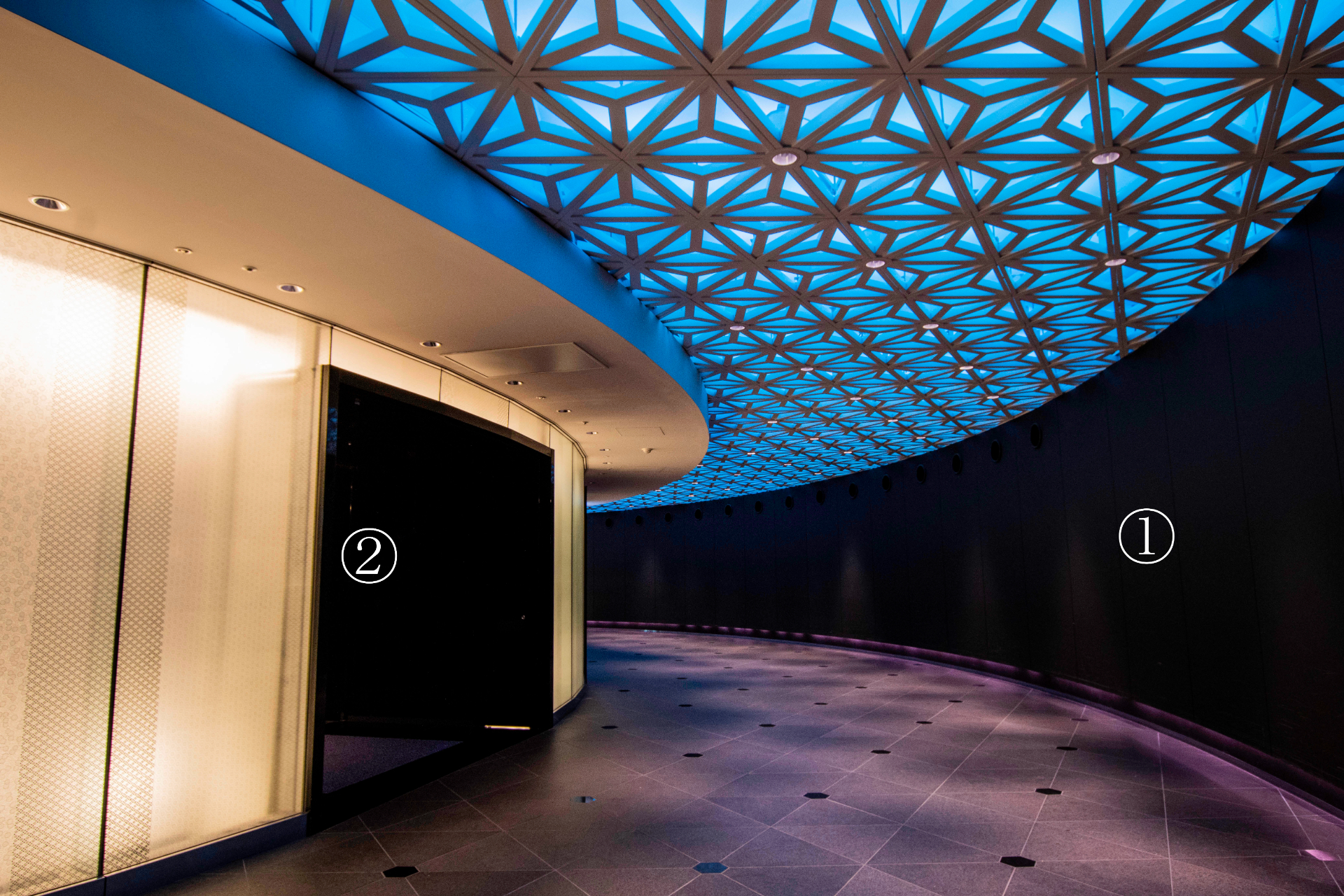 演出導入前の「天望シャトル」前