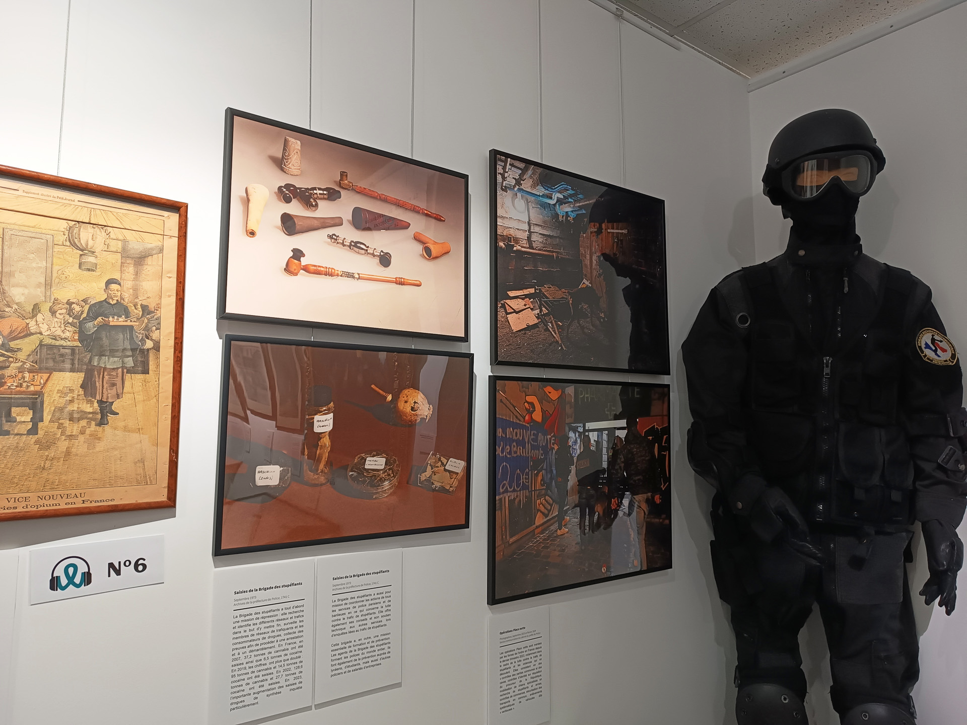 麻薬取り締まりの様子