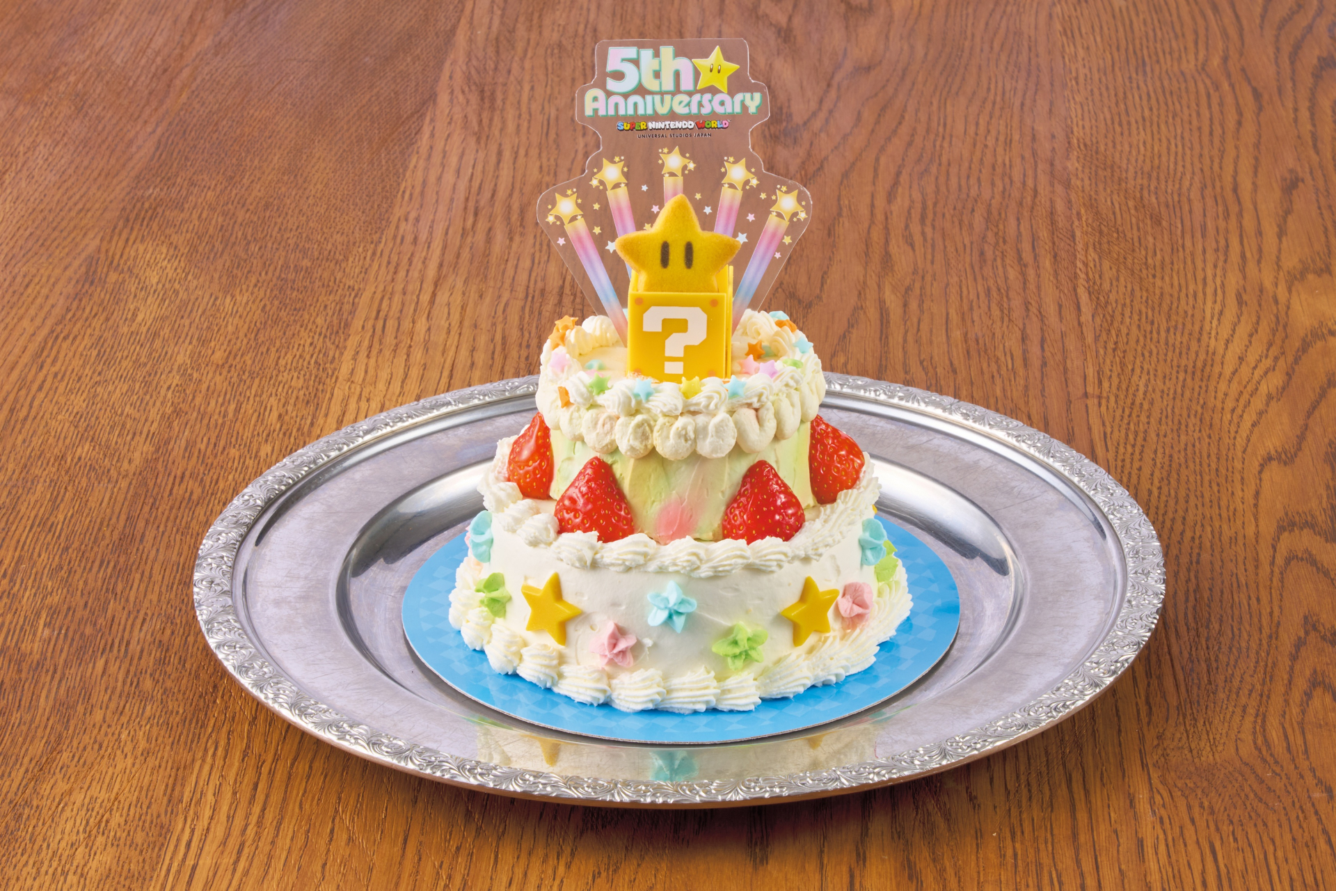 Kinopio's Cafe: "Super Nintendo World Anniversary Cake" (serves 4)