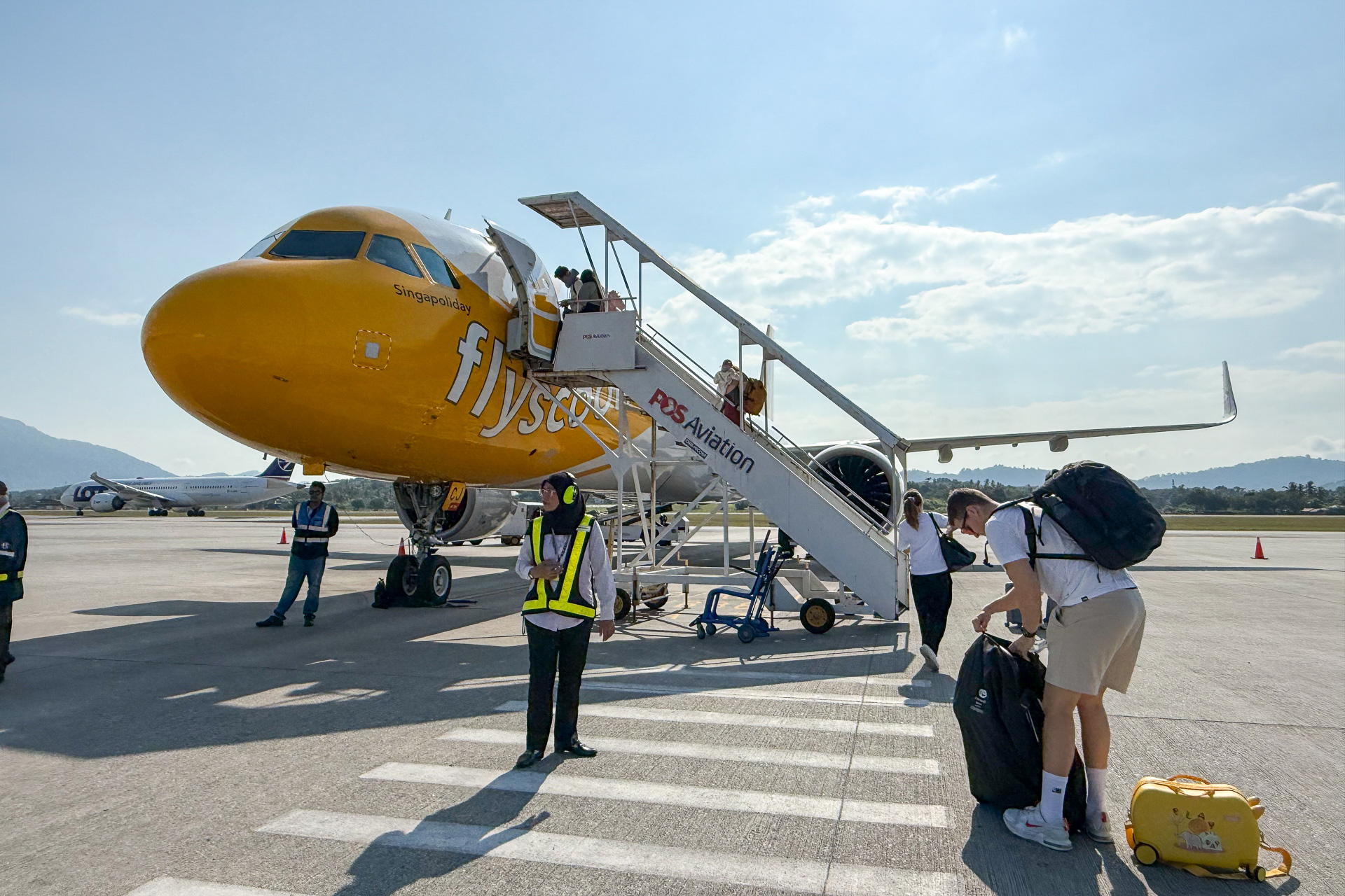 カラっと晴れた青い空と南国の空気が名残惜しい