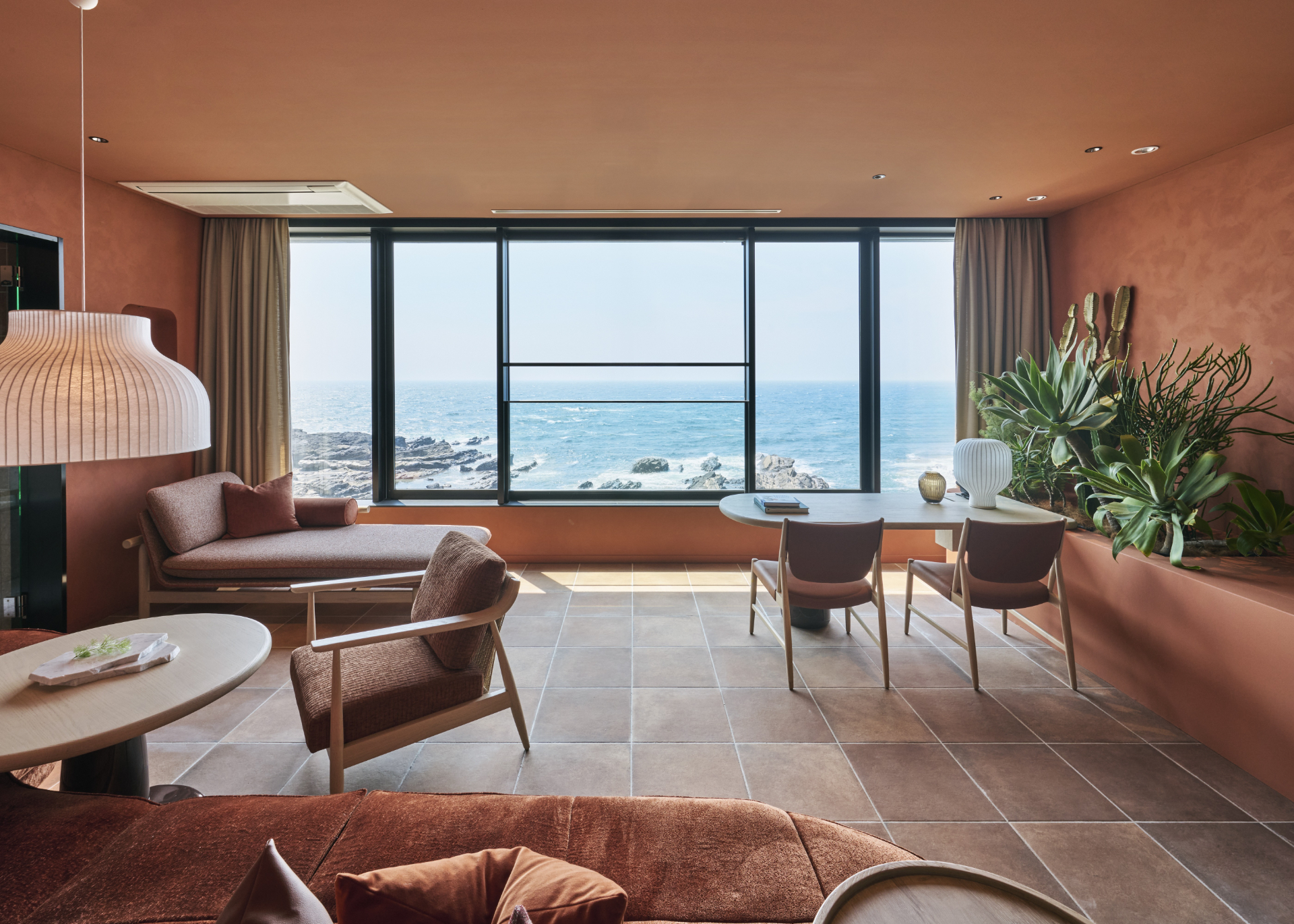 オーシャンビューの宿「ふふ 城ヶ島 海風のしらべ」が2月27日開業