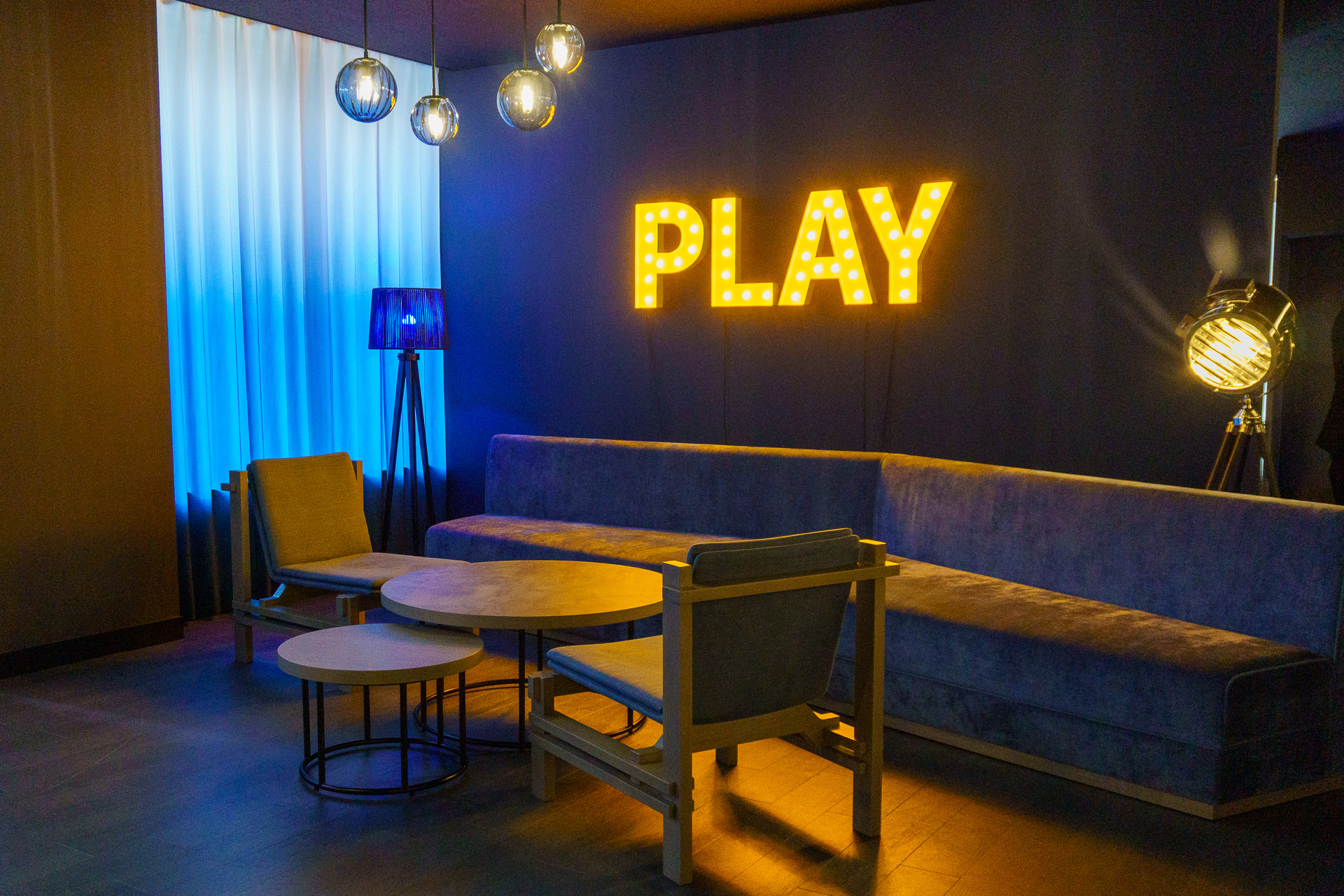 ダーツ、ホッケー、卓球など、さまざまなゲームが楽しめる