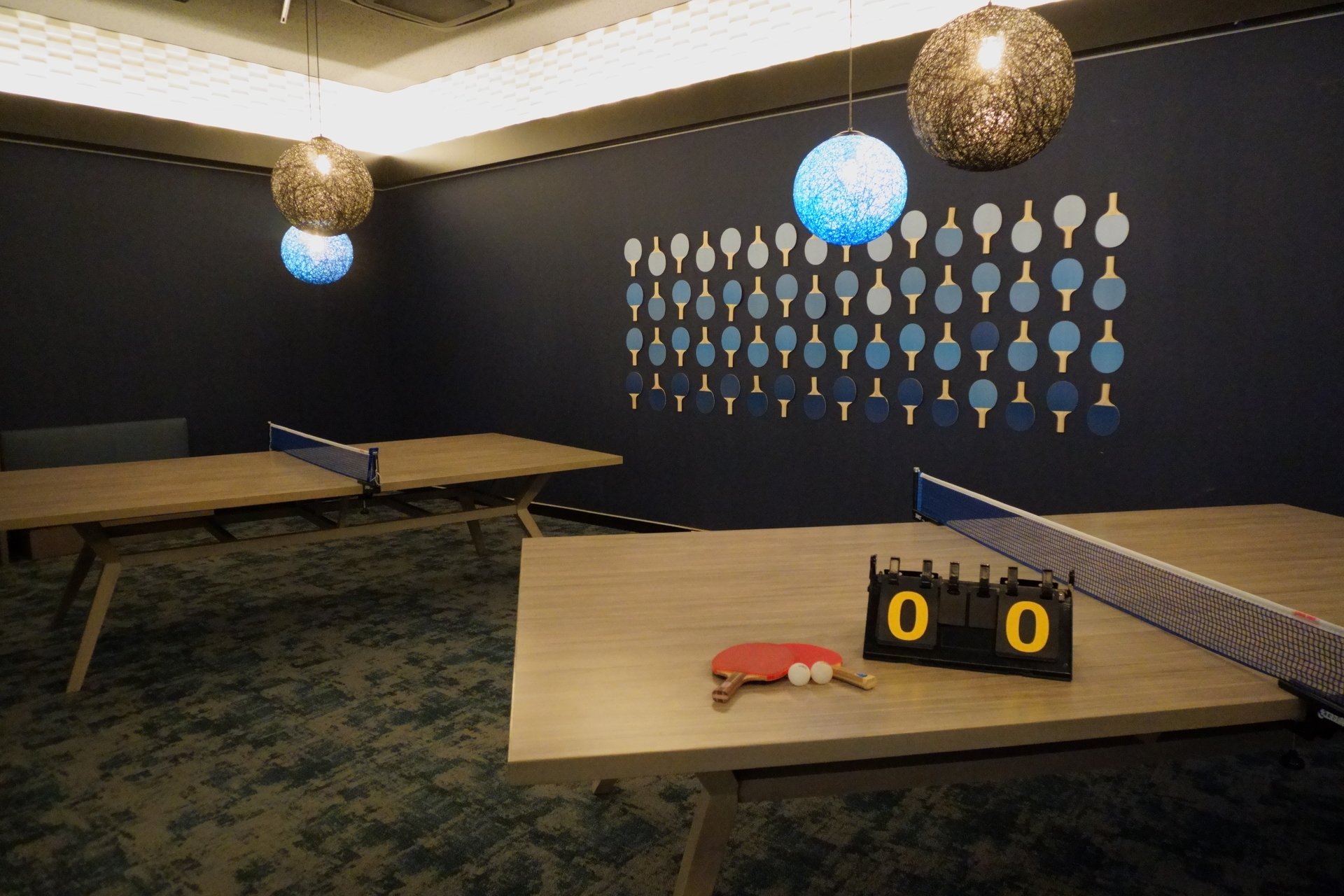 ダーツ、ホッケー、卓球など、さまざまなゲームが楽しめる