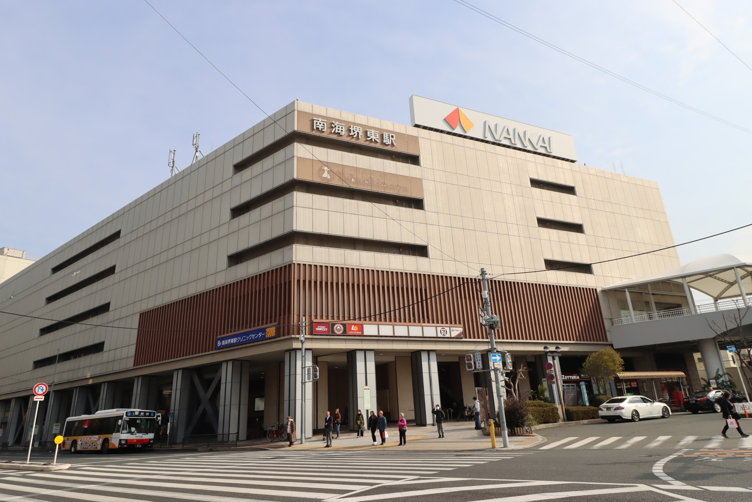 現在の南海堺東ビル。4月以降リニューアル工事に着手し、「HiViE（ヒビエ）堺東」として2027年春に開業する